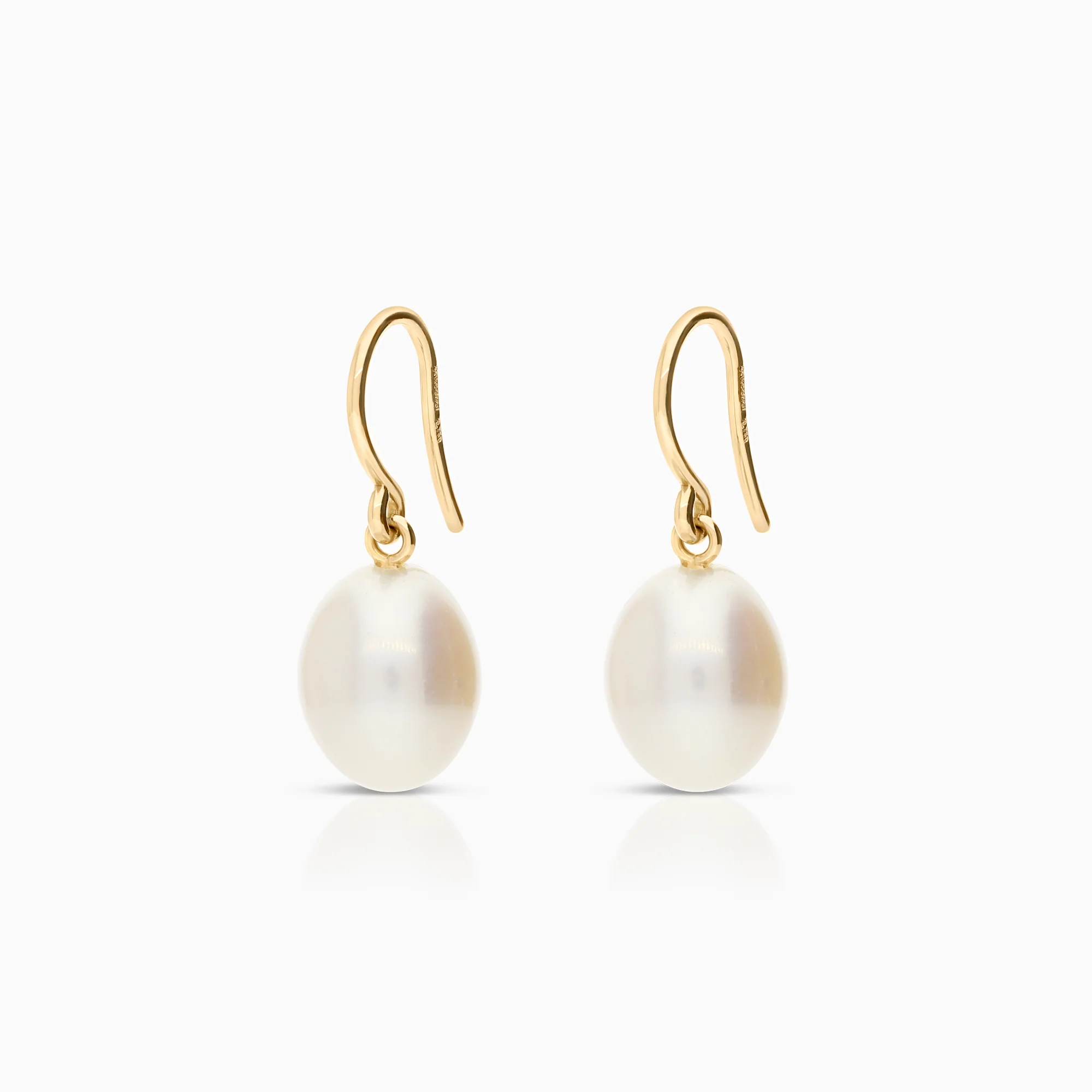Gold earrings with cultured freshwater pearls 3.20g 18K gold