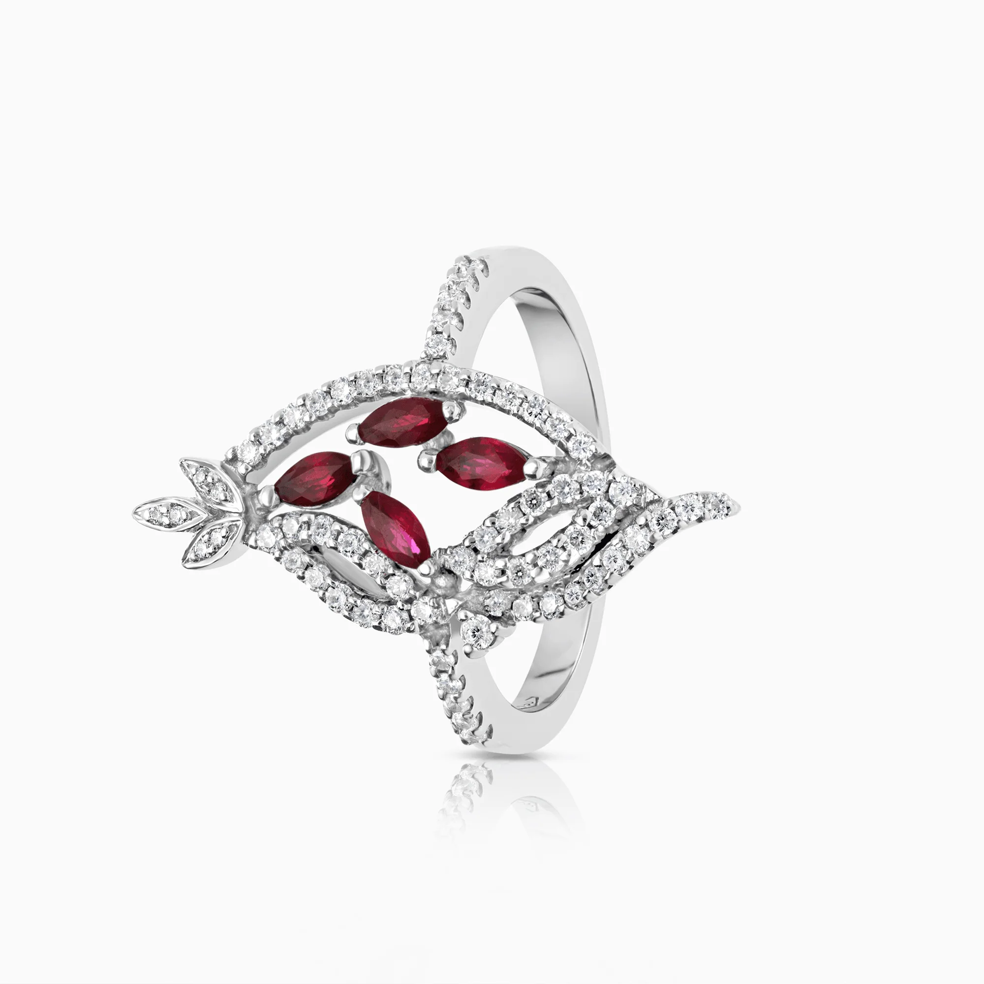 Gemstone ring 0.55ct 18K