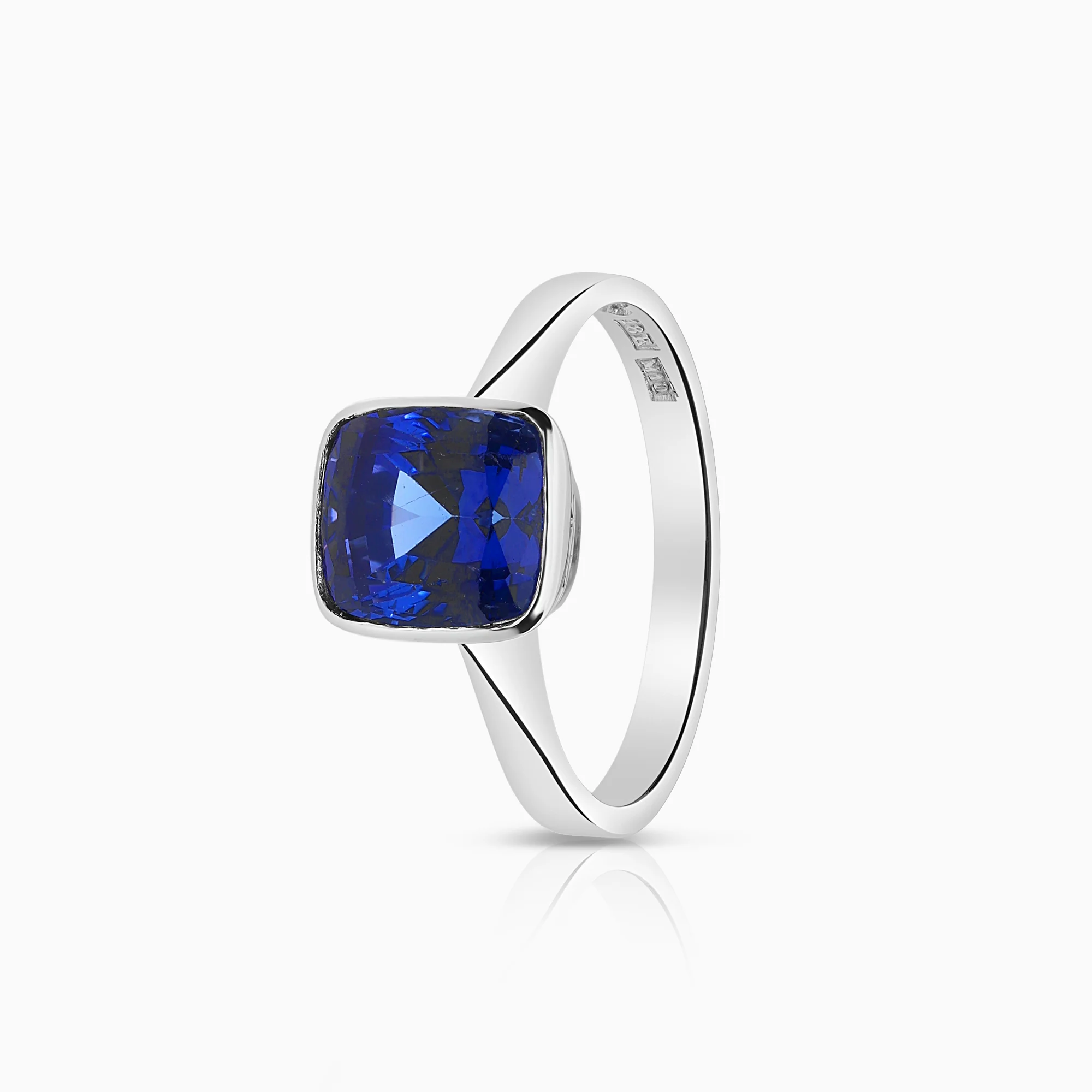 Gemstone ring 3.80g 18K white gold