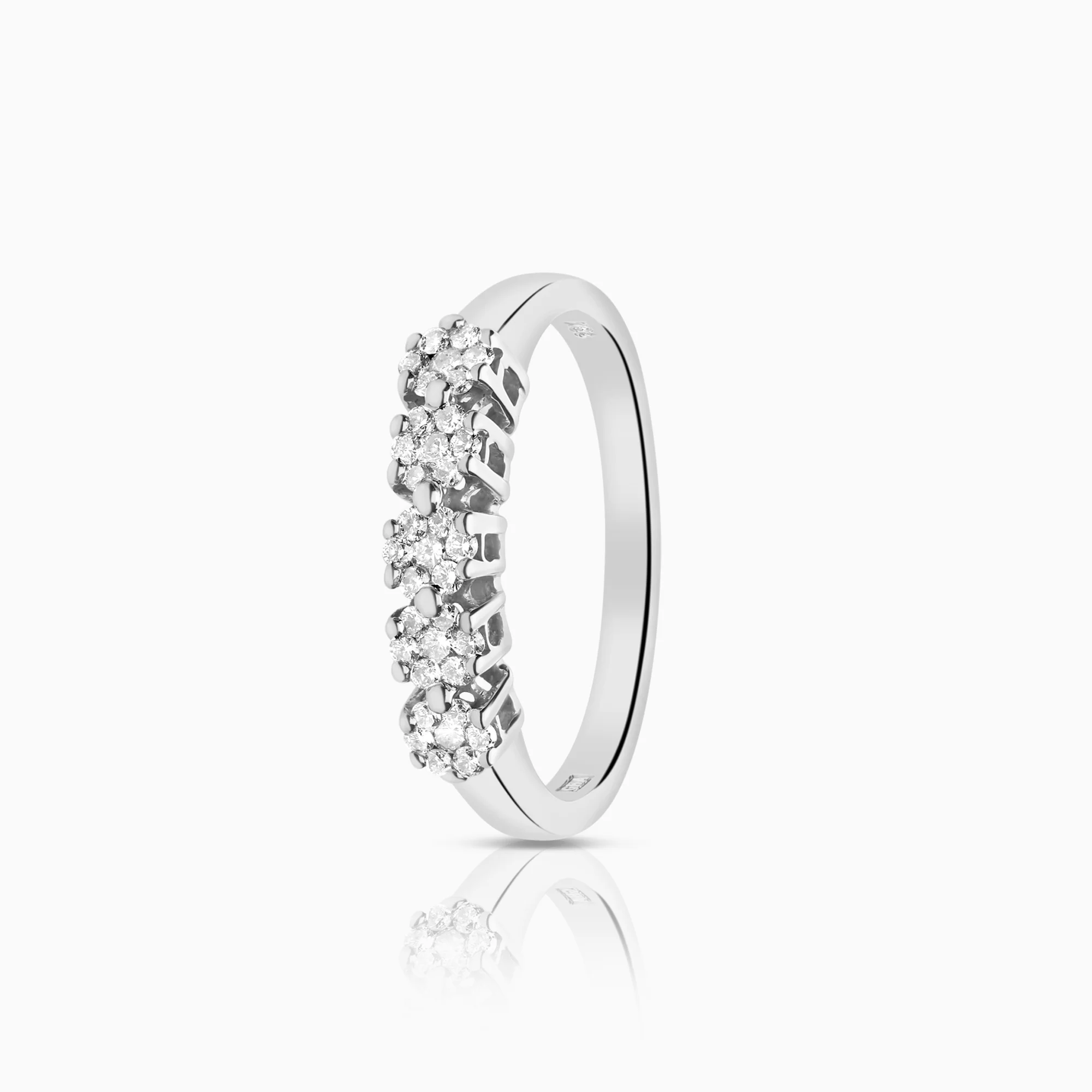 Diamond ring 0.40ct 18K white gold