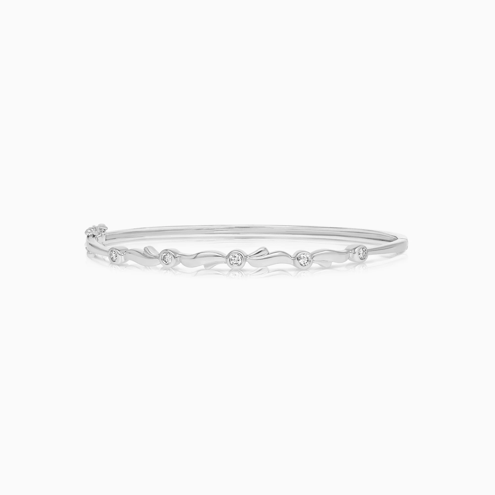 Bangle with Diamonds 0.22ct 18K White Gold