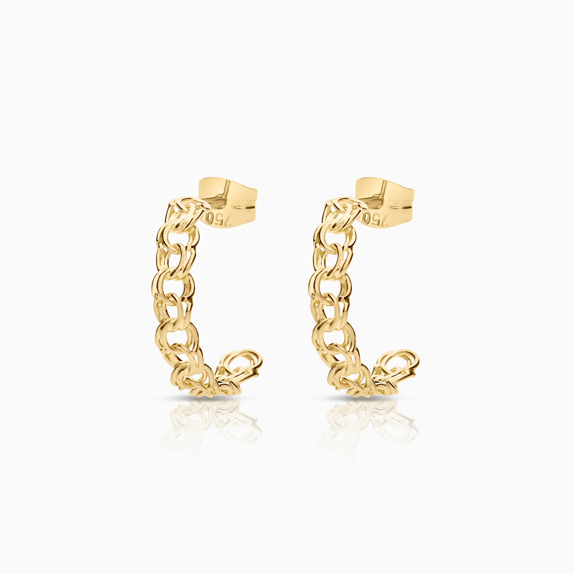 Bismarck earrings 1.31g 18K gold