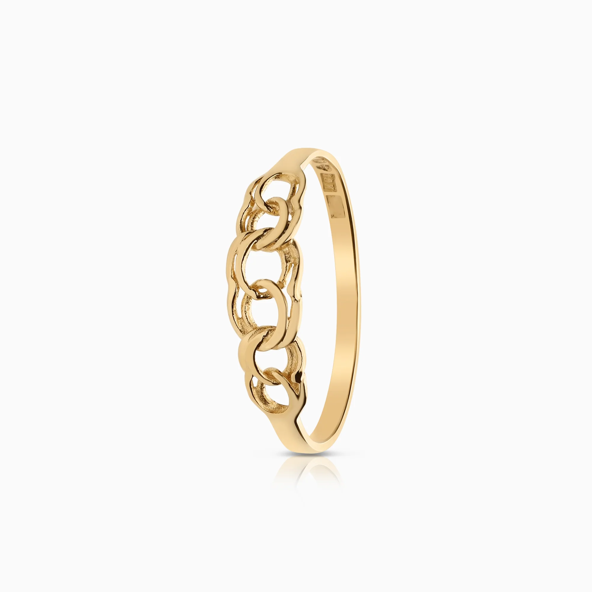 Bismarck ring 0.90g 18K gold