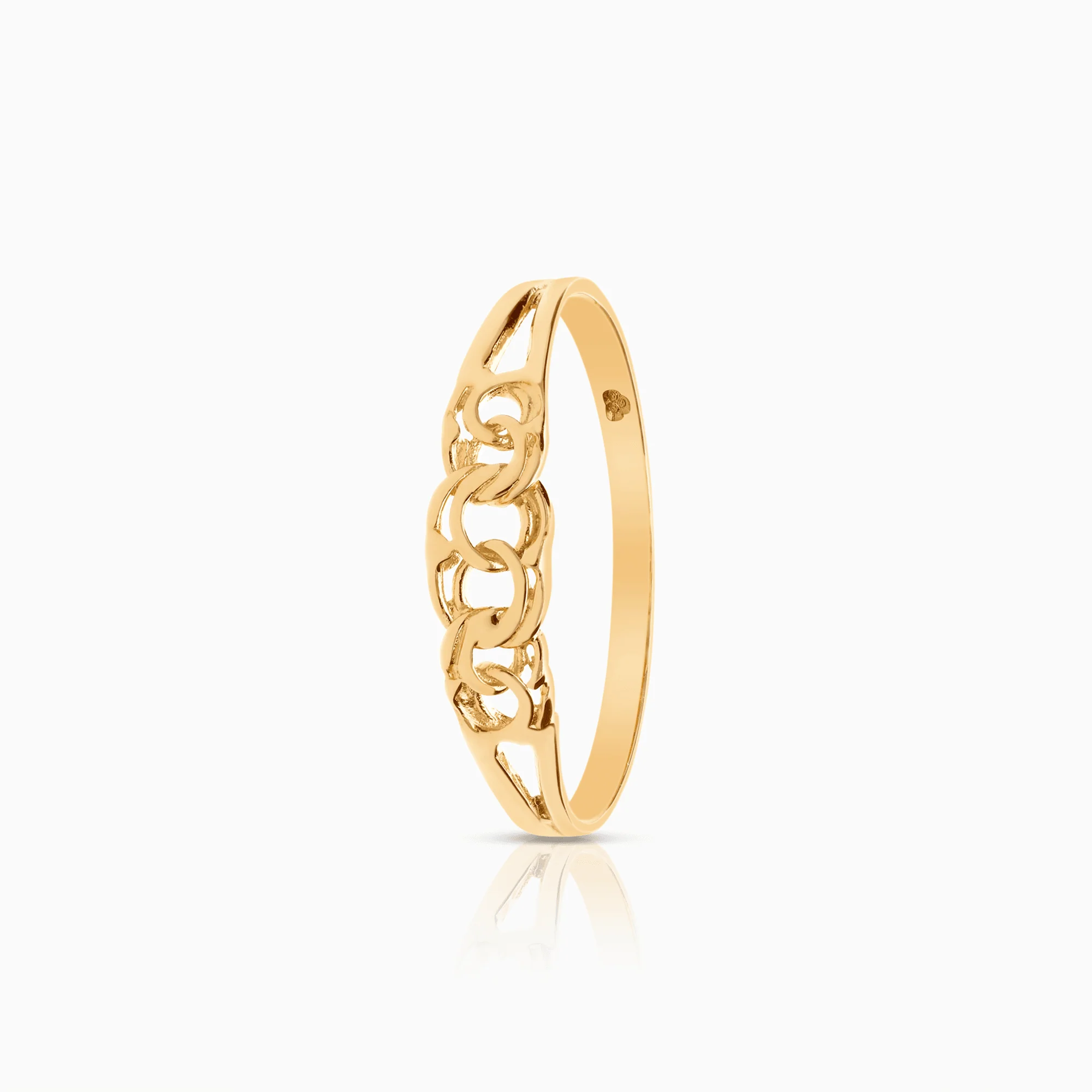 Bismarck ring 0.94g 18K gold