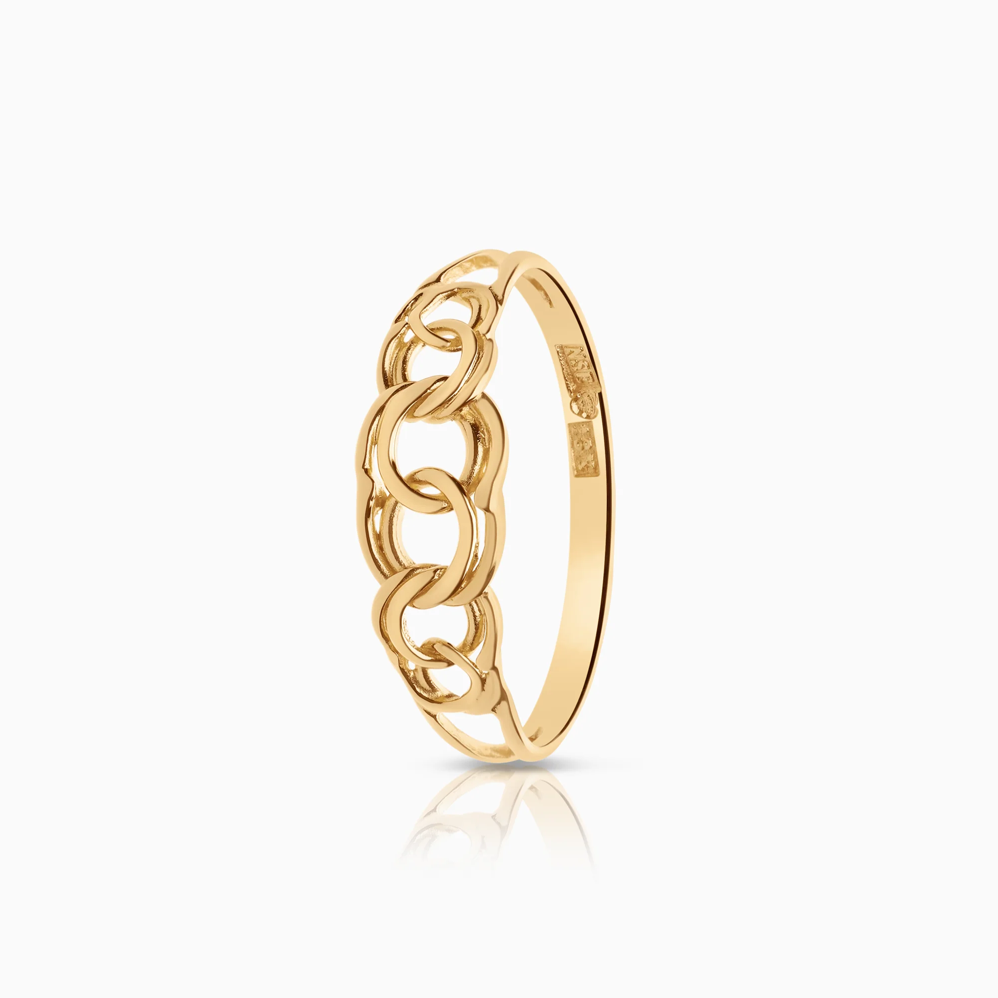 Bismarck ring 1.44g 18K gold