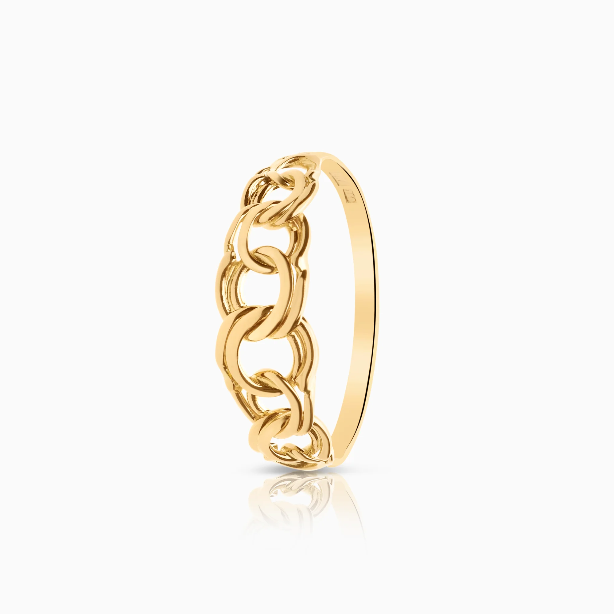 Bismarck ring 1.54g 18K gold
