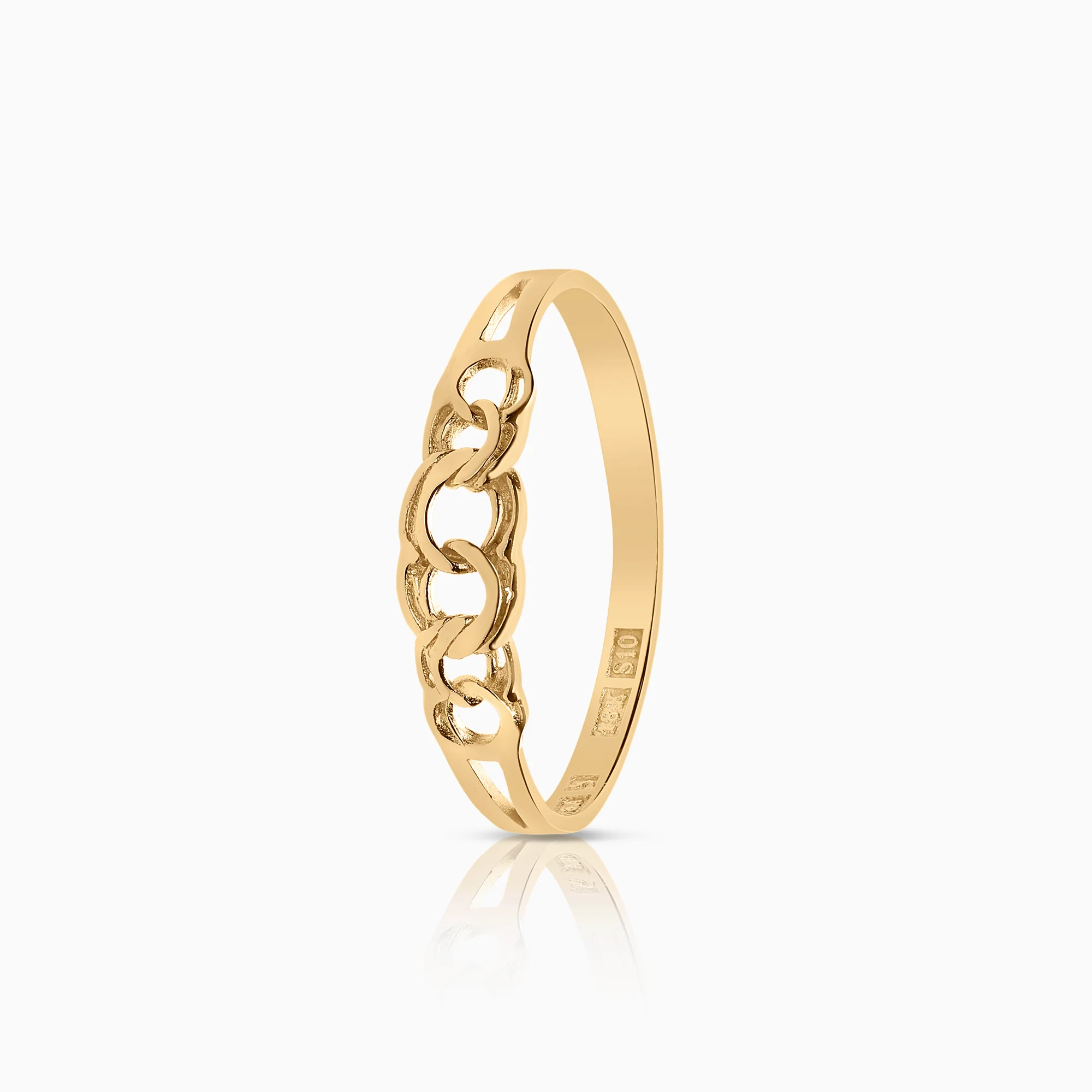 Bismarck ring 0.92g 18K gold