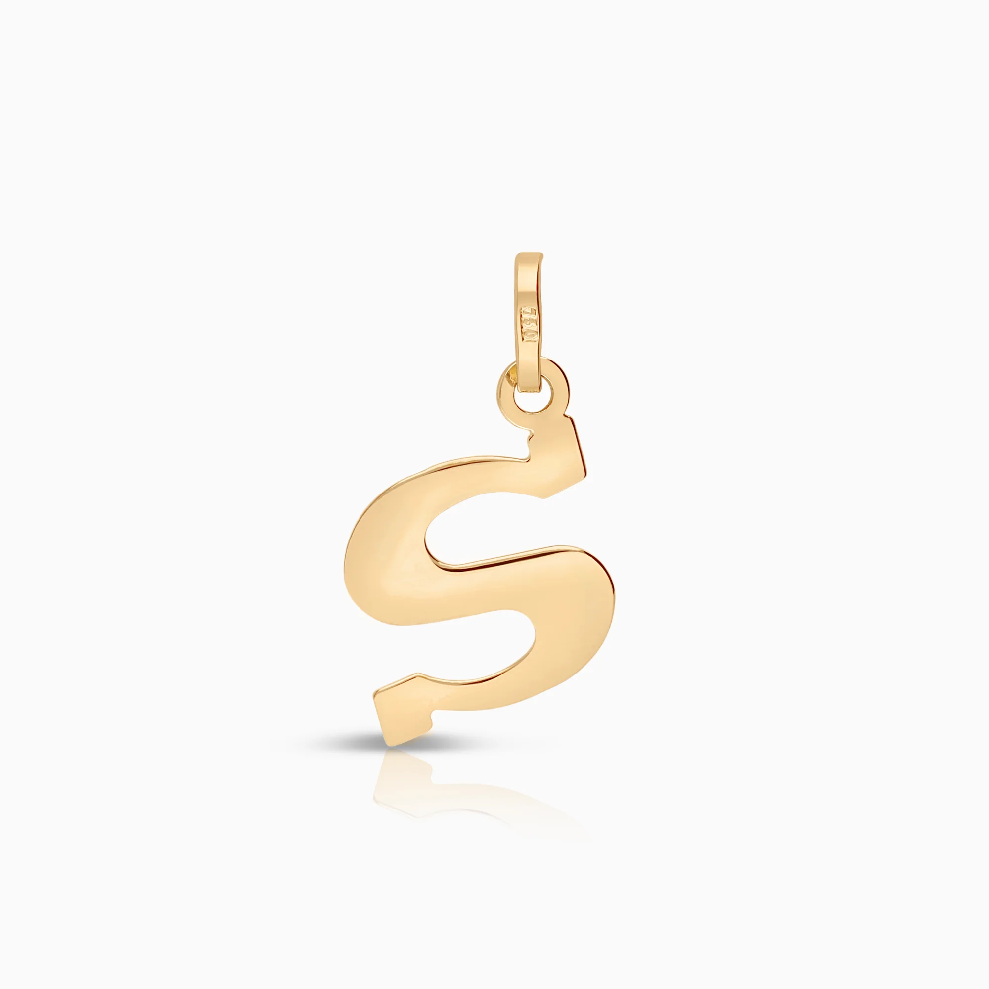 Gold pendant letter S 0.40g 18K gold