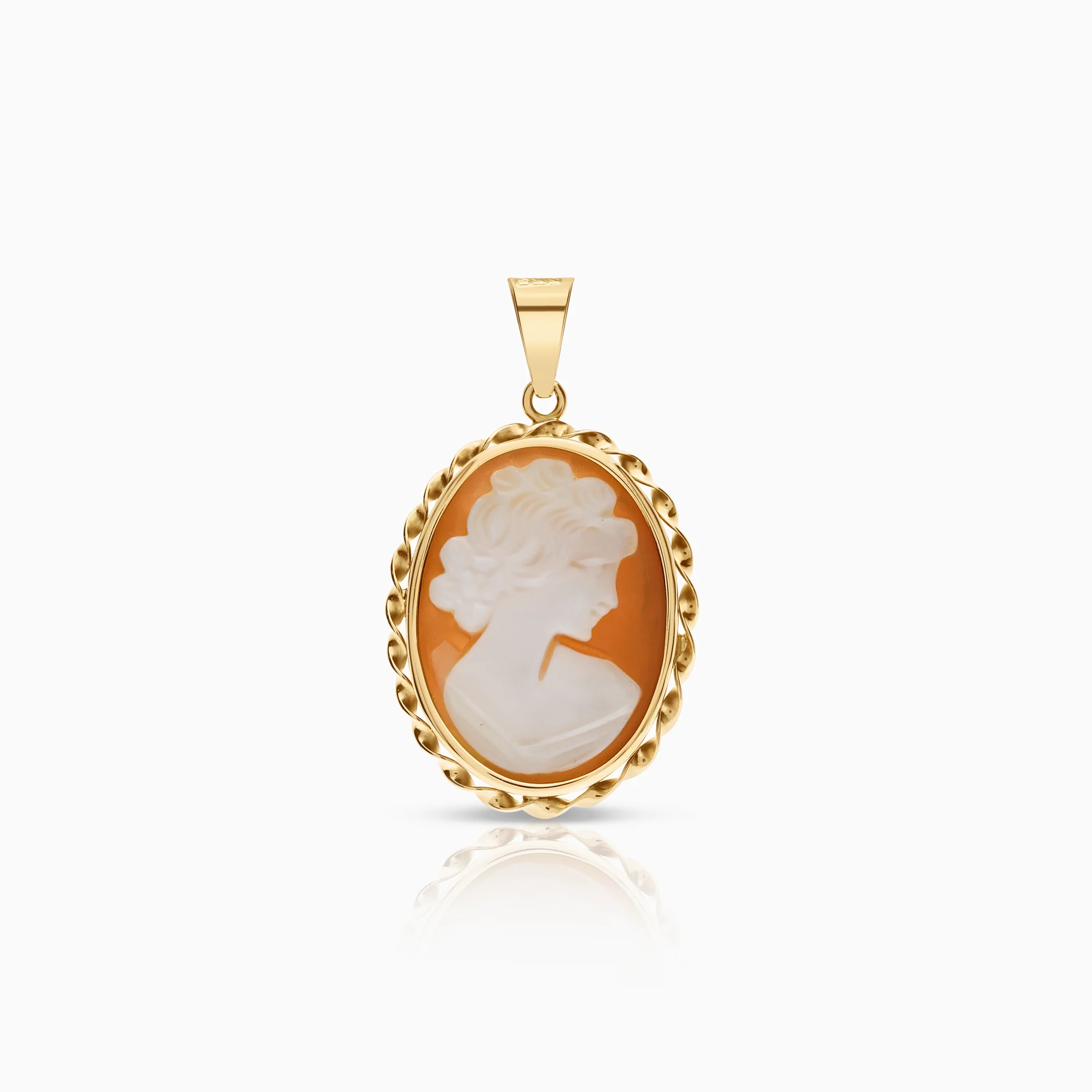 Cameo pendant 2.65g 18K gold