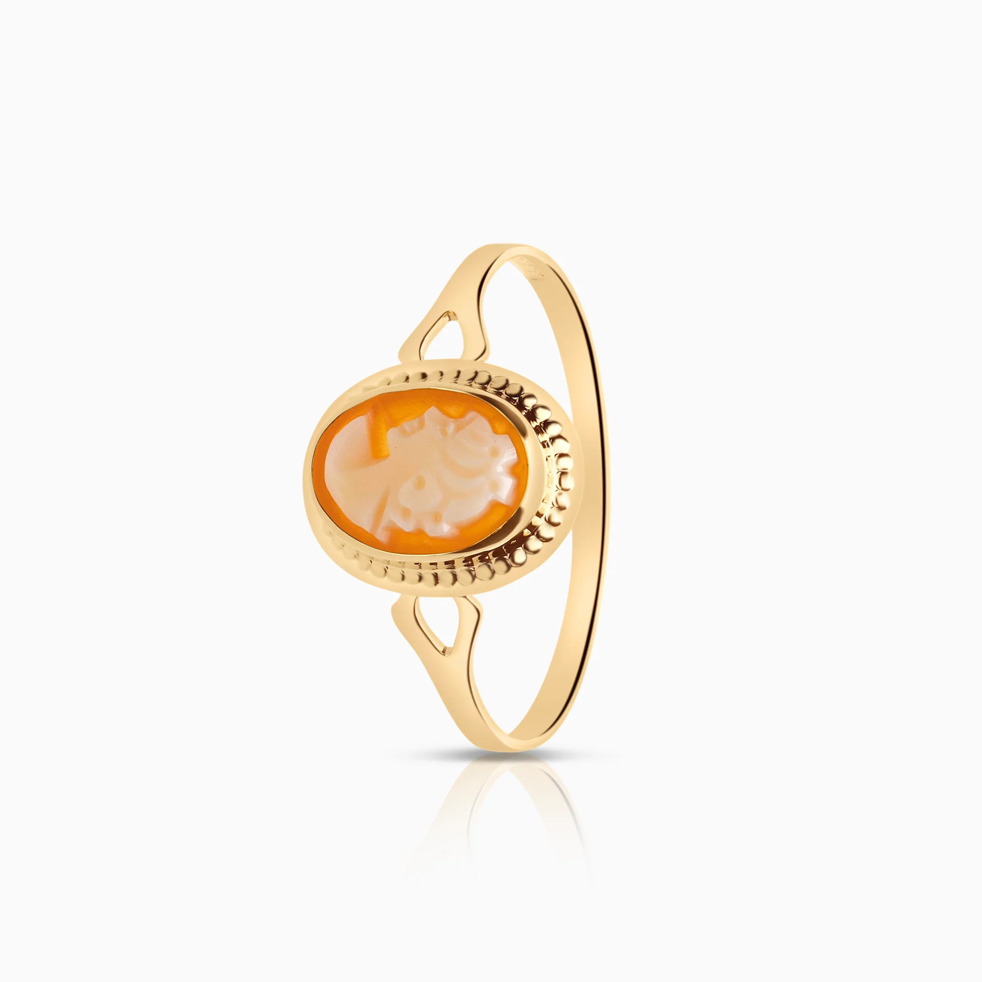 Cameo ring 0.90g 18K gold