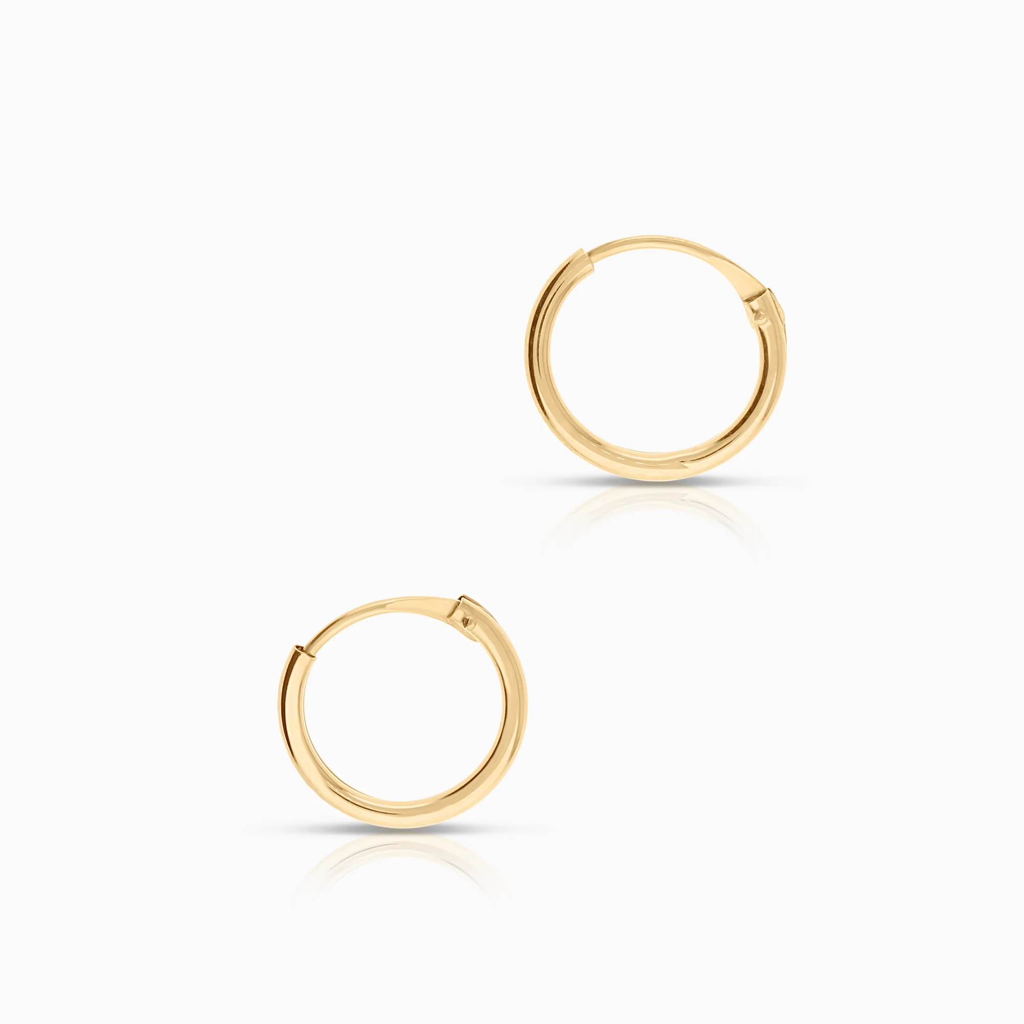 Hoop earrings 0.23g 18K gold - Image 2