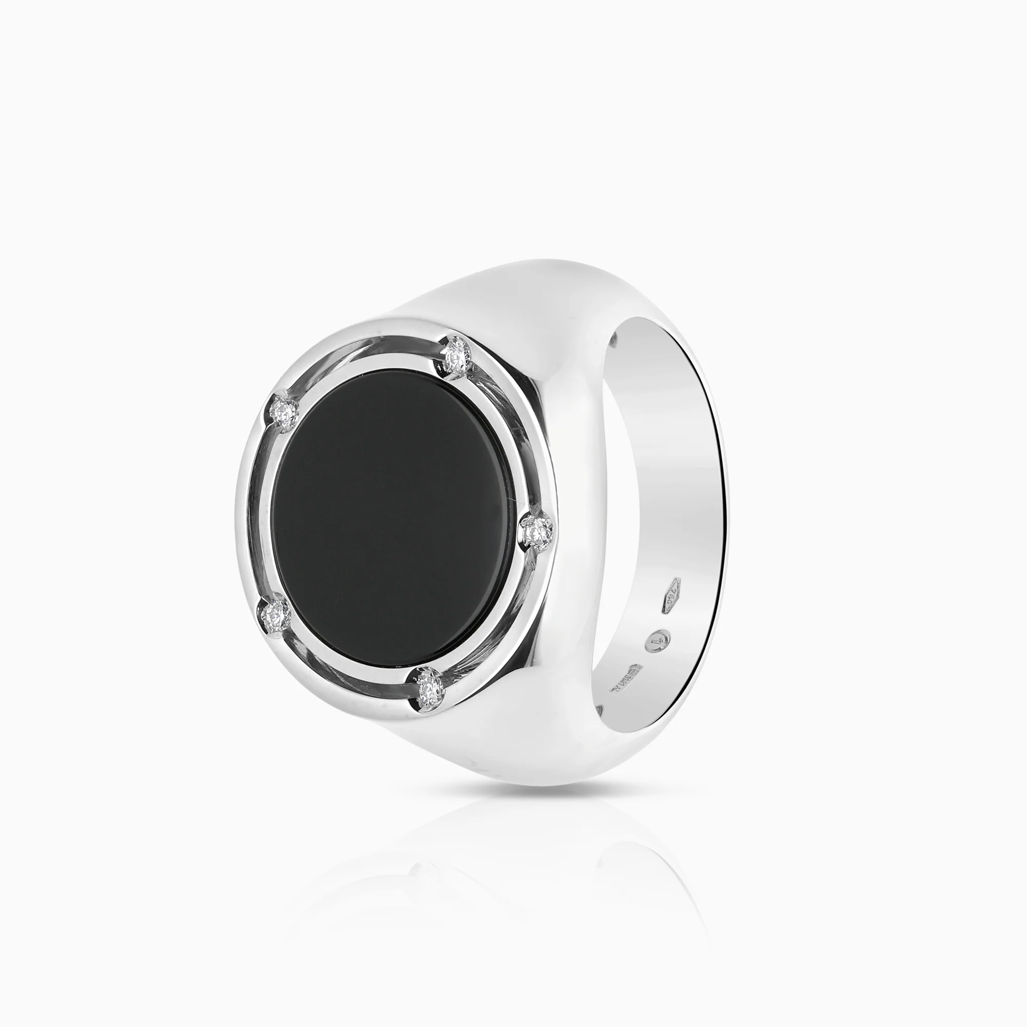 Damiani ring with onyx and diamonds 0.05ct 18K white gold