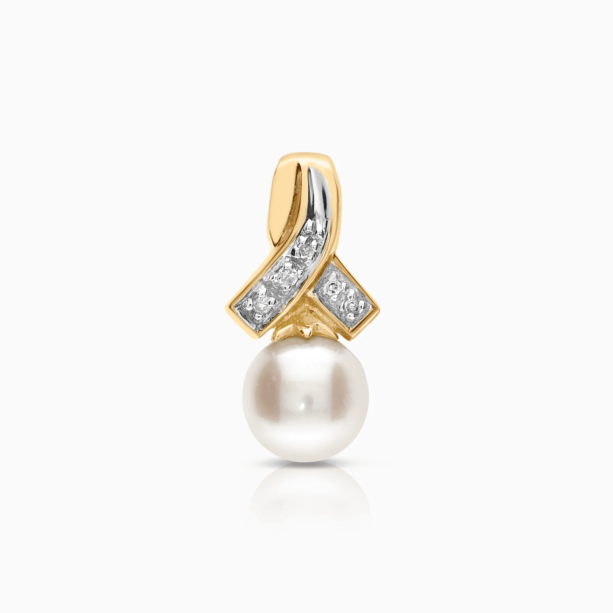 Diamond Pendant with Pearl 0.05ct 18K Gold