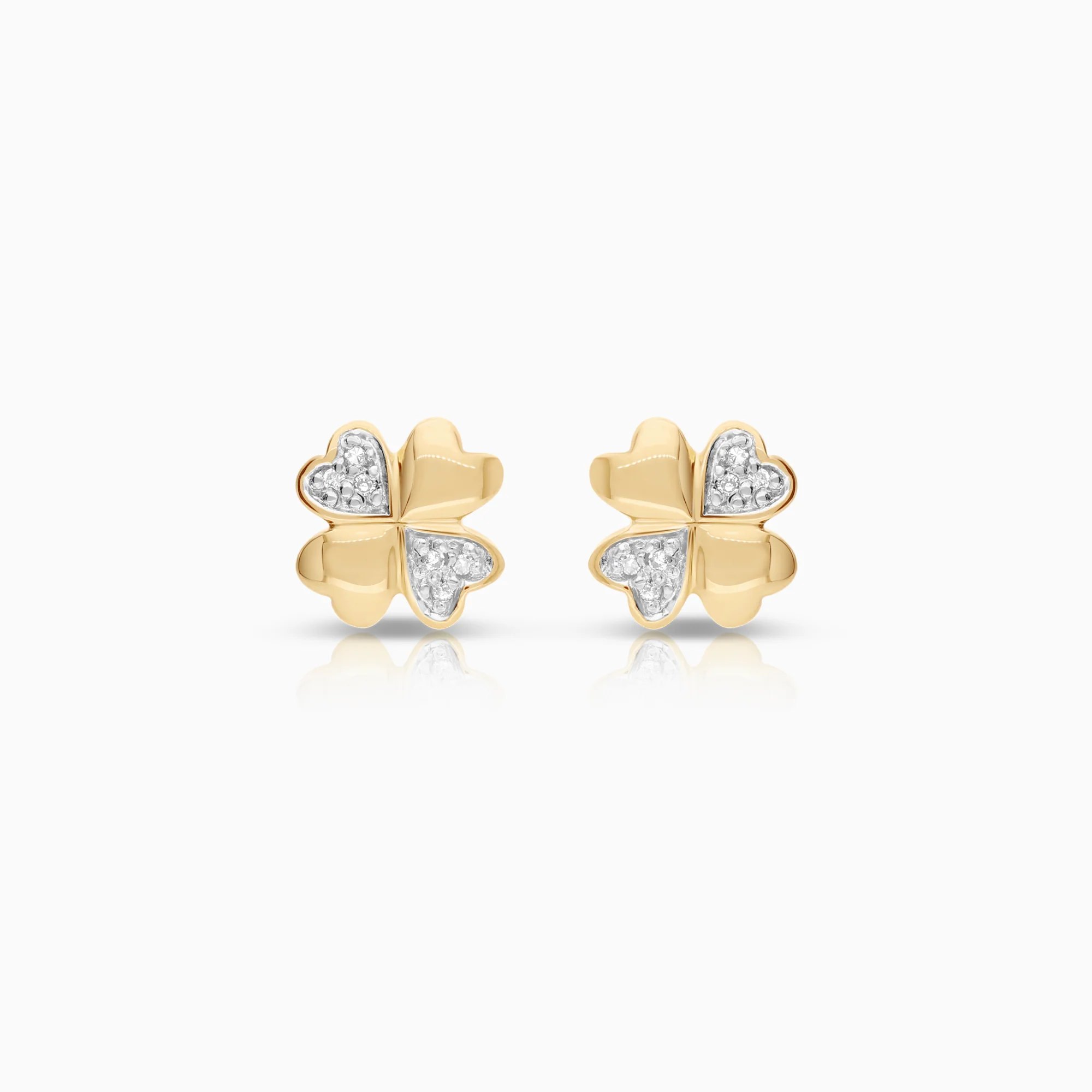 Diamond earrings 0.03ct 18K gold