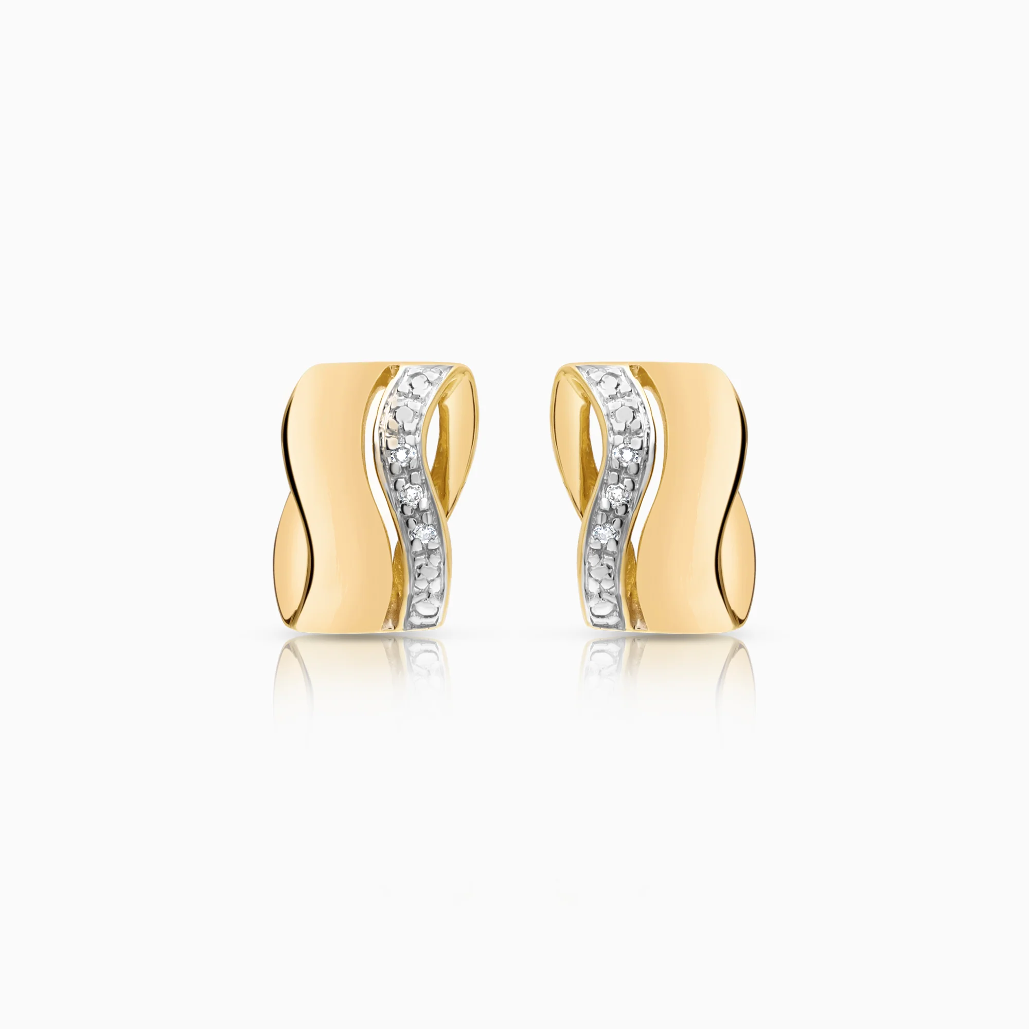 Diamond earrings 0.03ct 18K gold