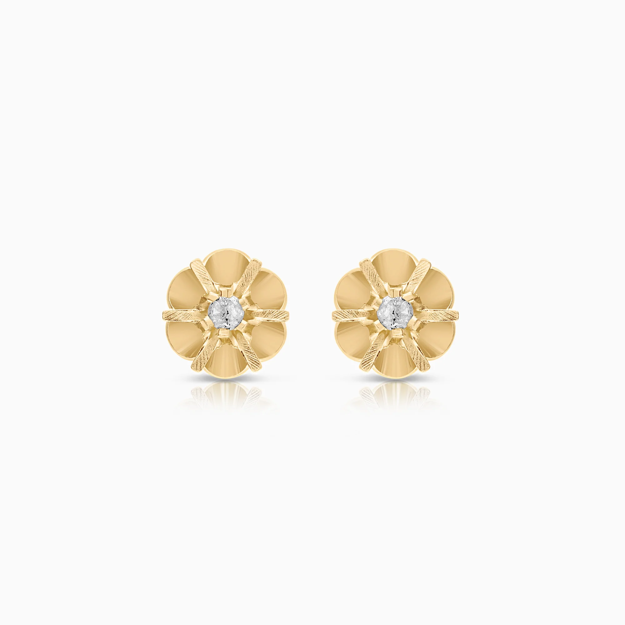 Diamond earrings 0.04ct 14K gold