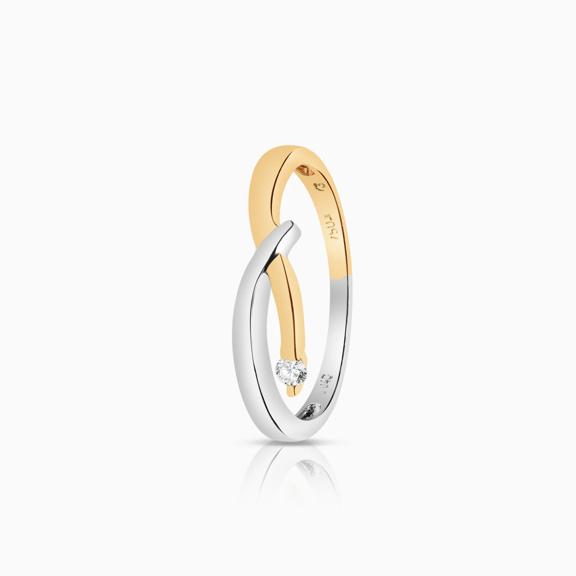 Diamond ring 0.04ct 18K gold