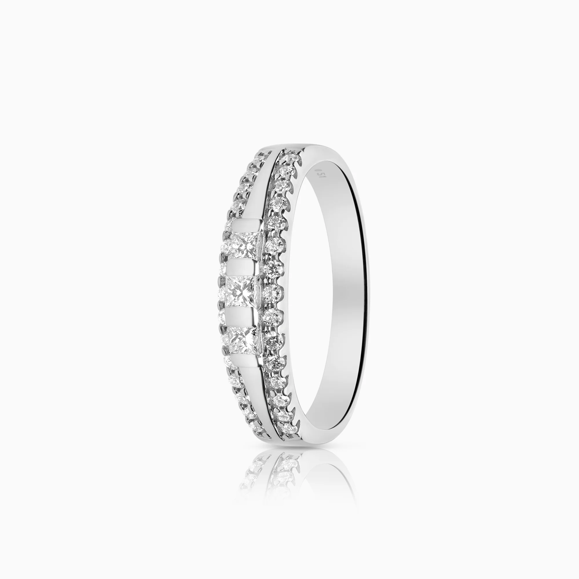Diamond ring 0.51ct 18K white gold