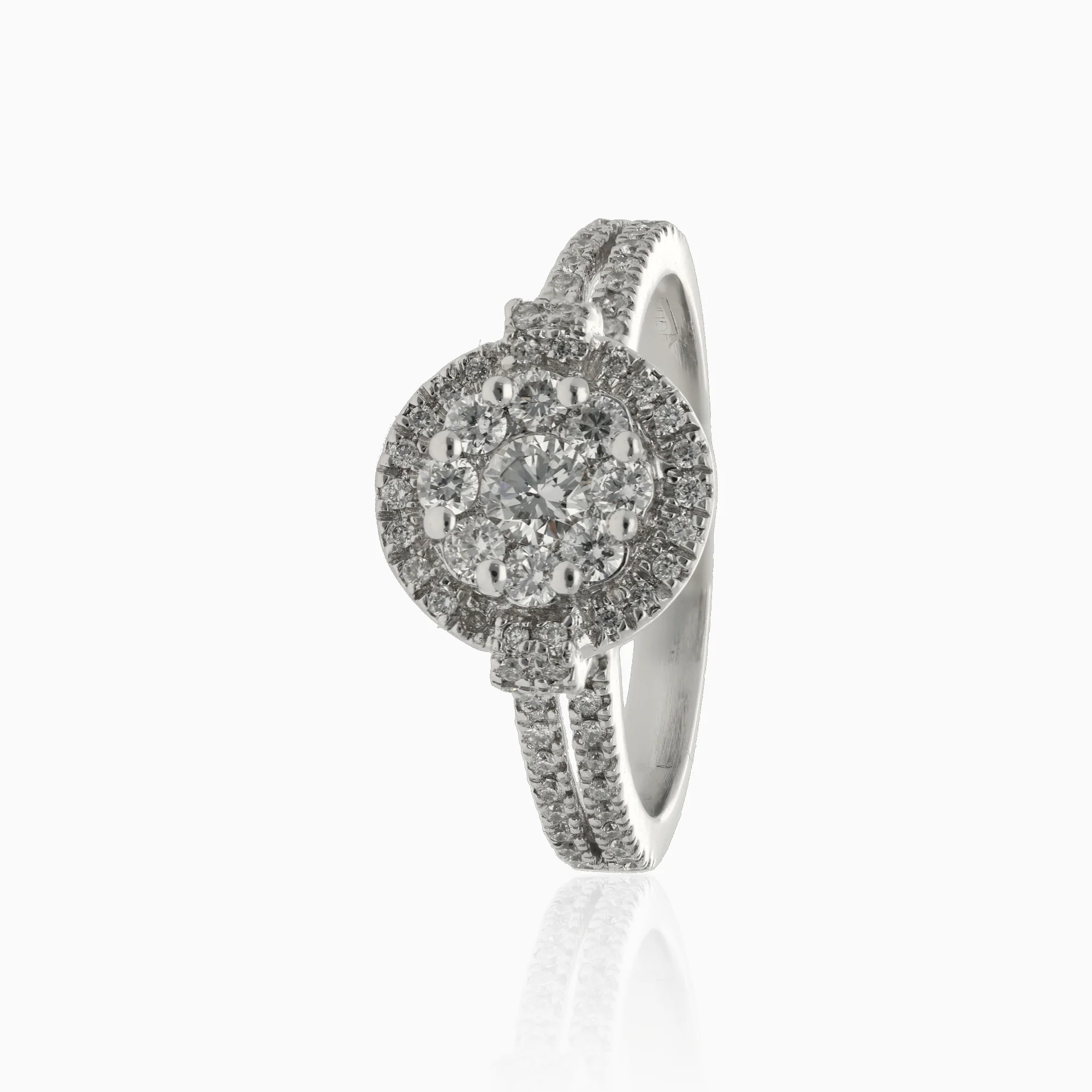 Diamond ring 0.65ct 18K