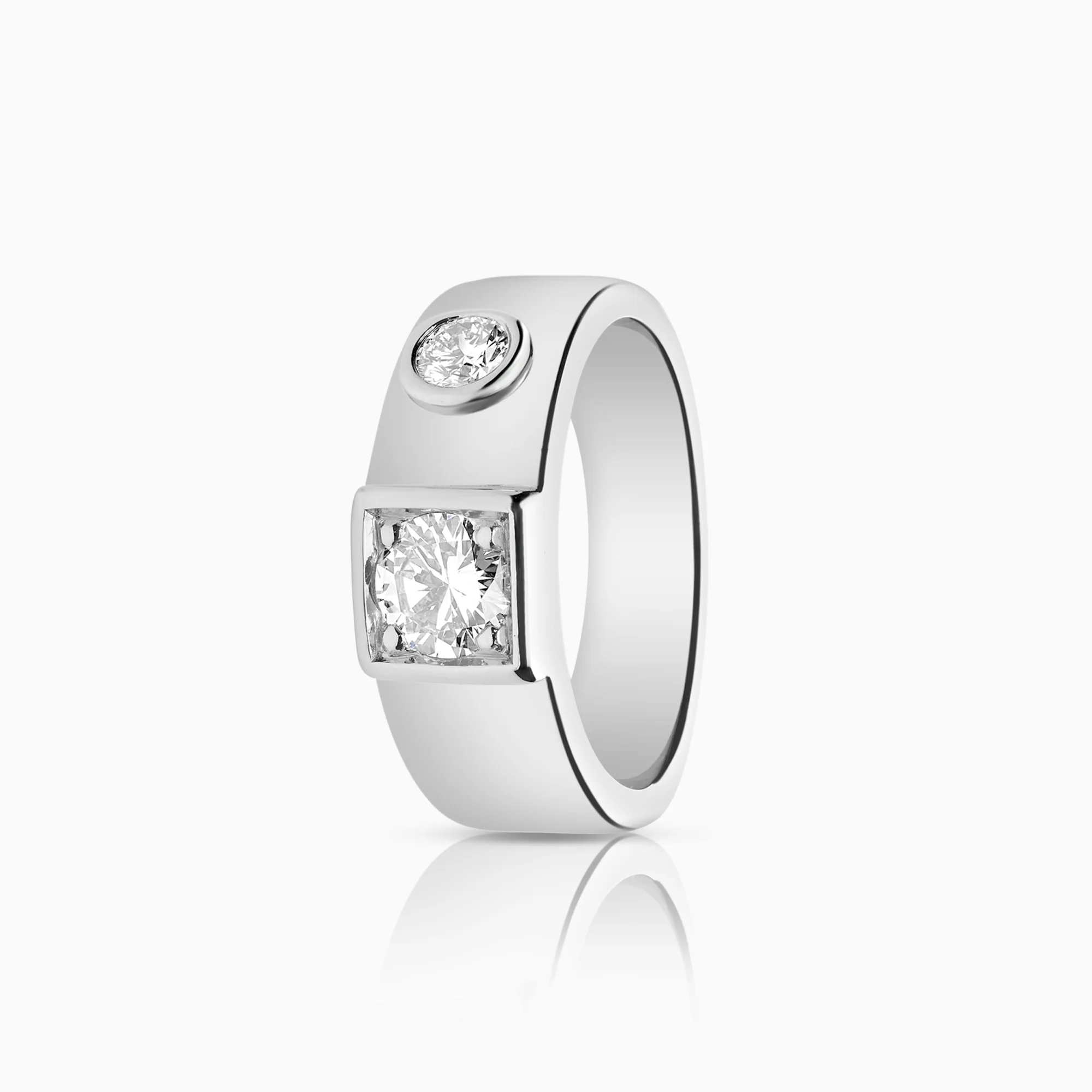 Diamond ring 0.65ct 18K white gold