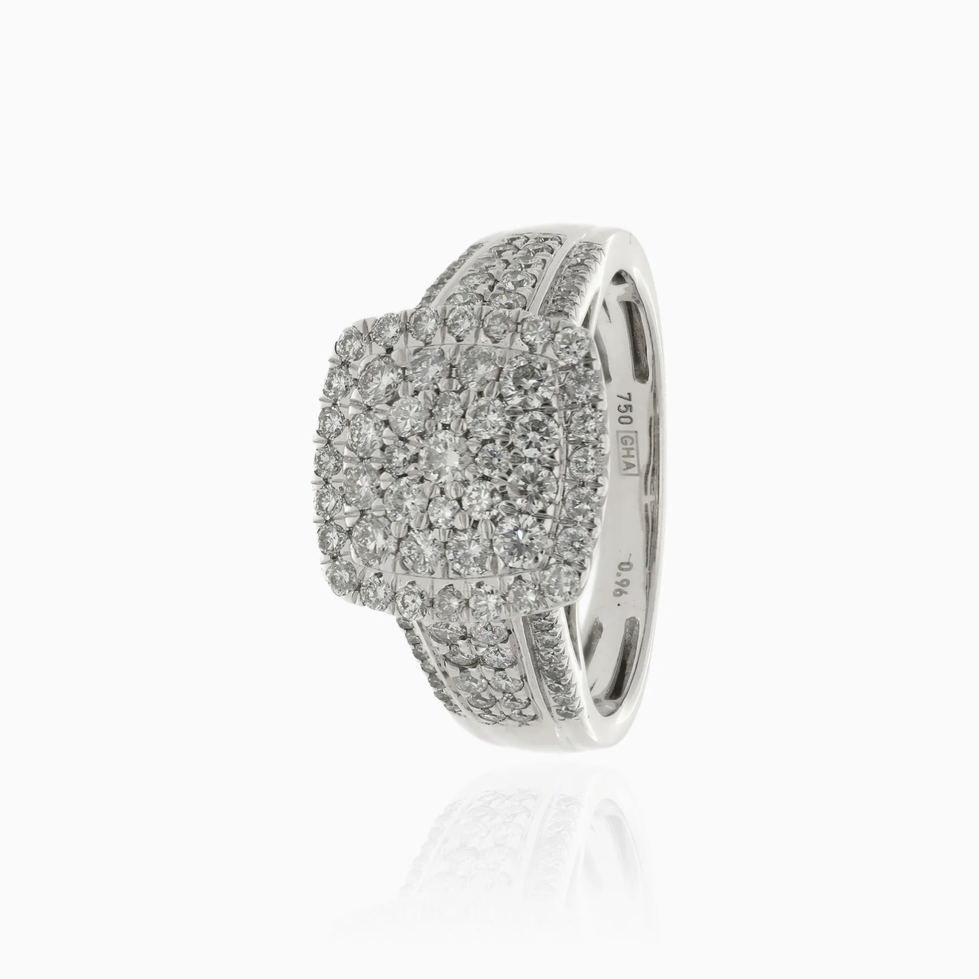 Diamond ring 0.96ct 18K