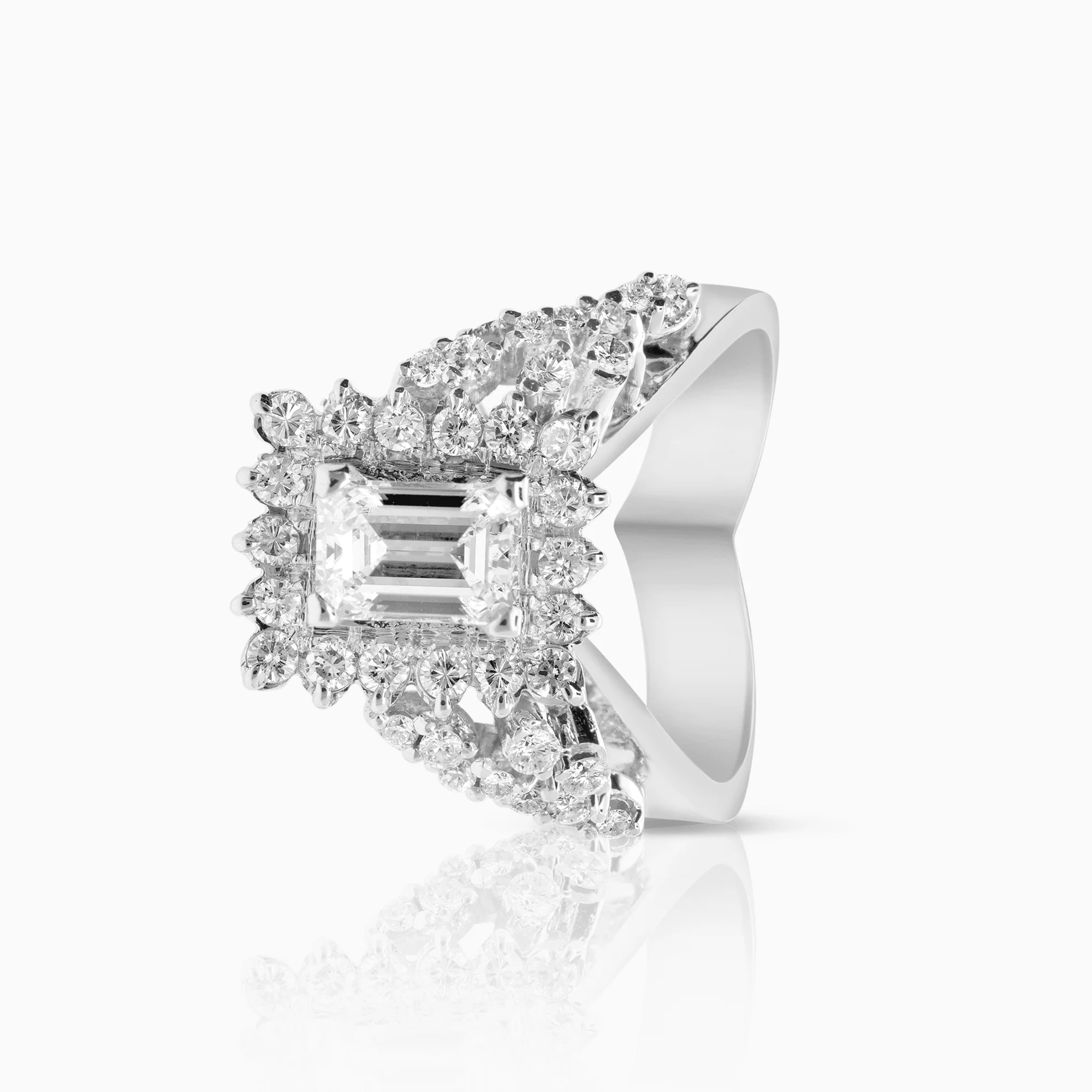Diamond ring 1.67ct white gold