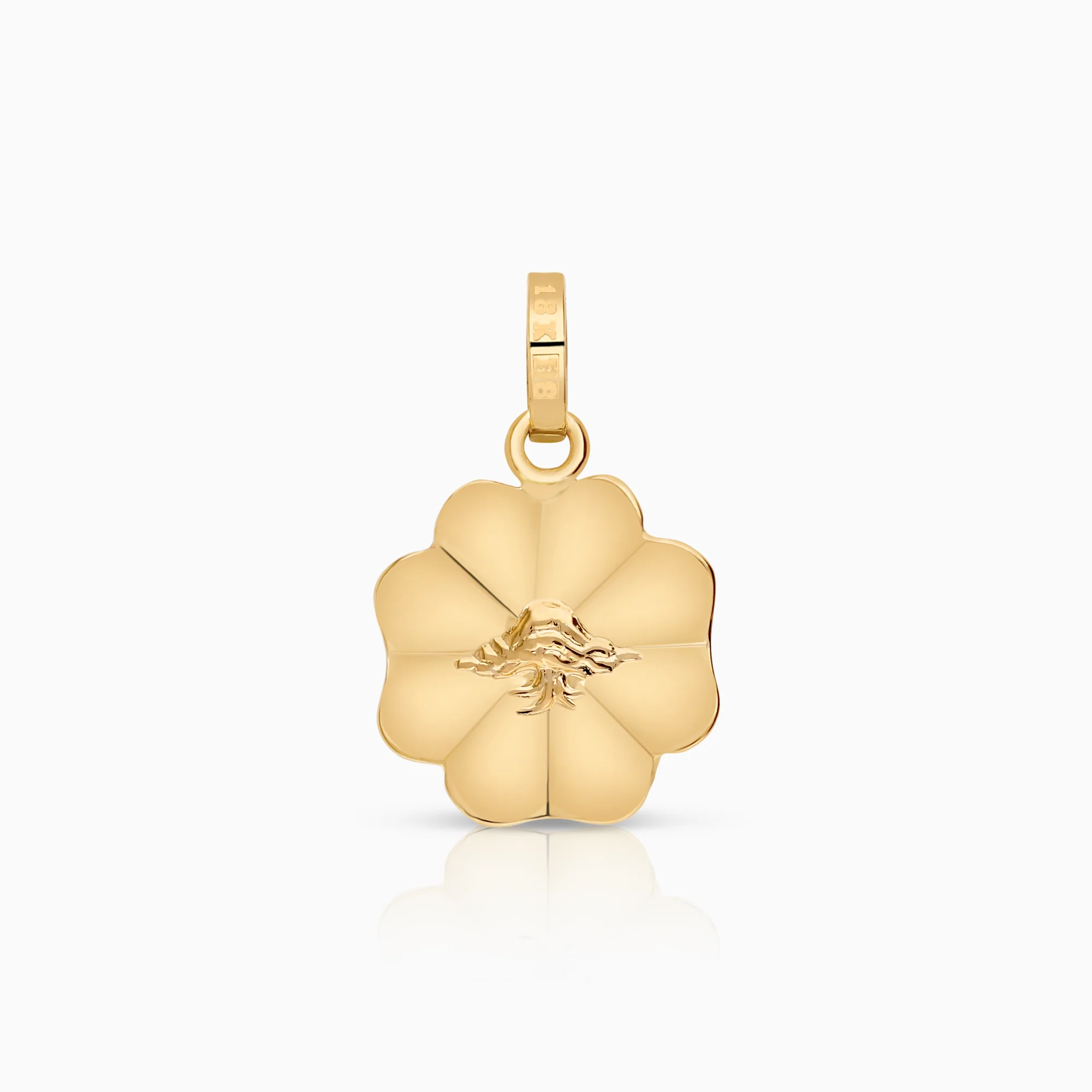 Gold pendant 0.59g 18K gold