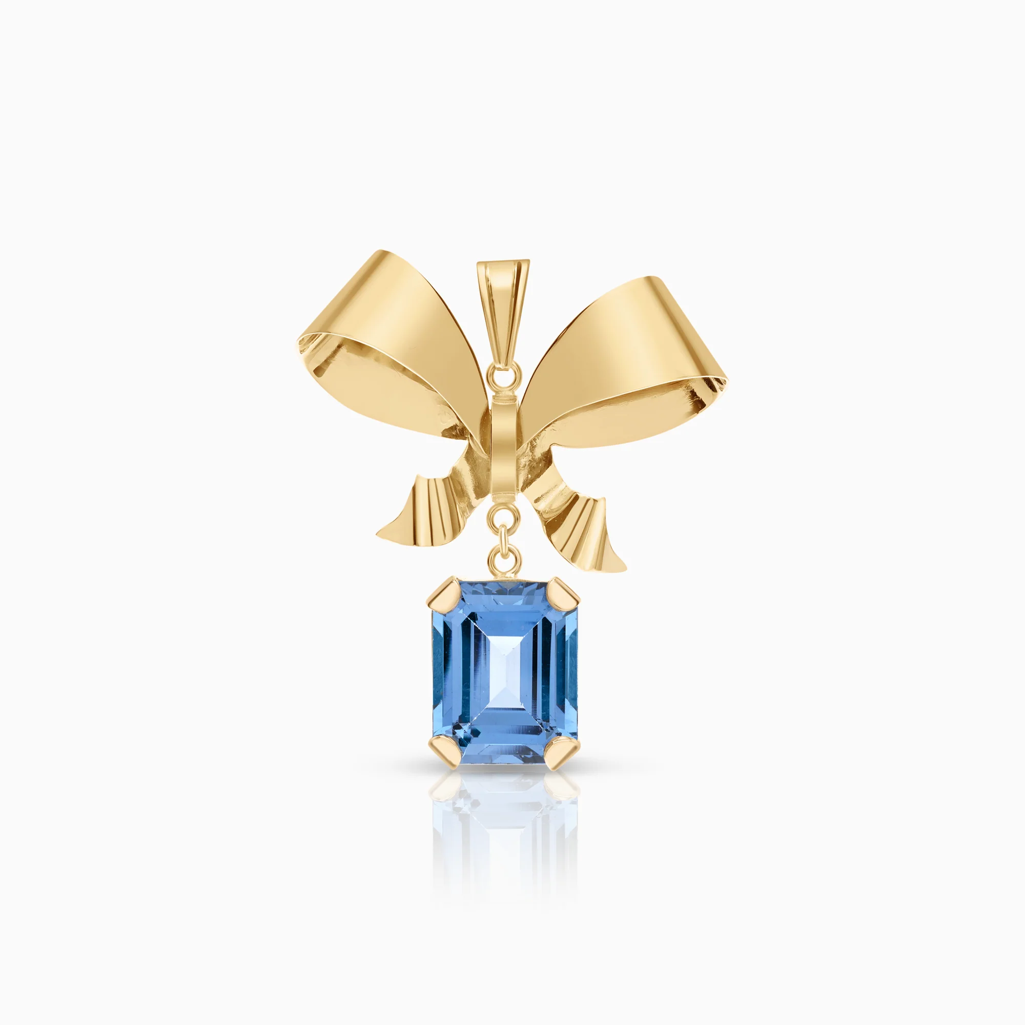 Gold pendant 8.80g 18K gold