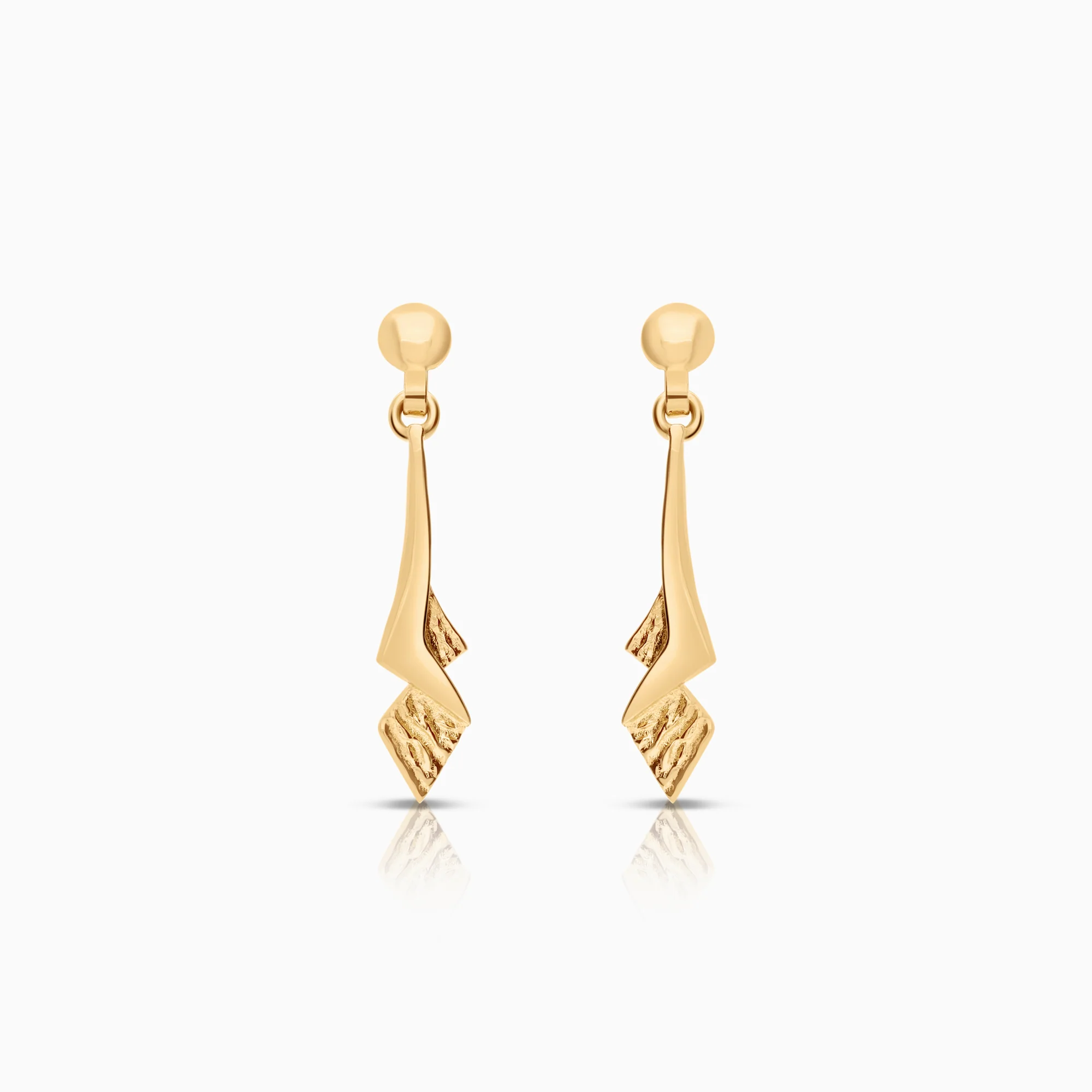 Gold earrings 1.56g 18K gold