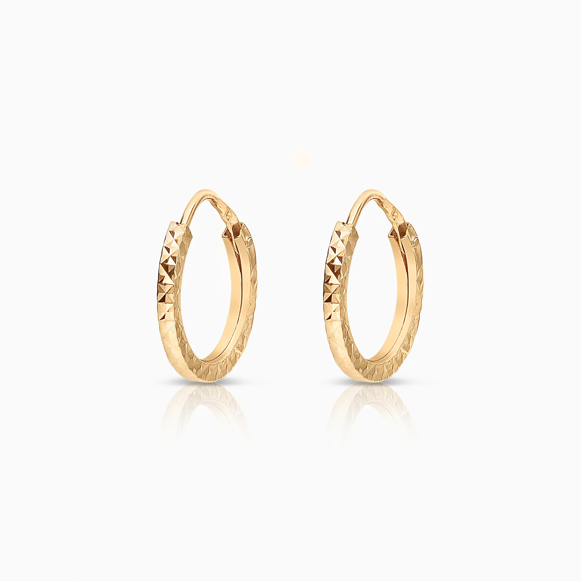 Gold hoop earrings 0.35g 18K gold