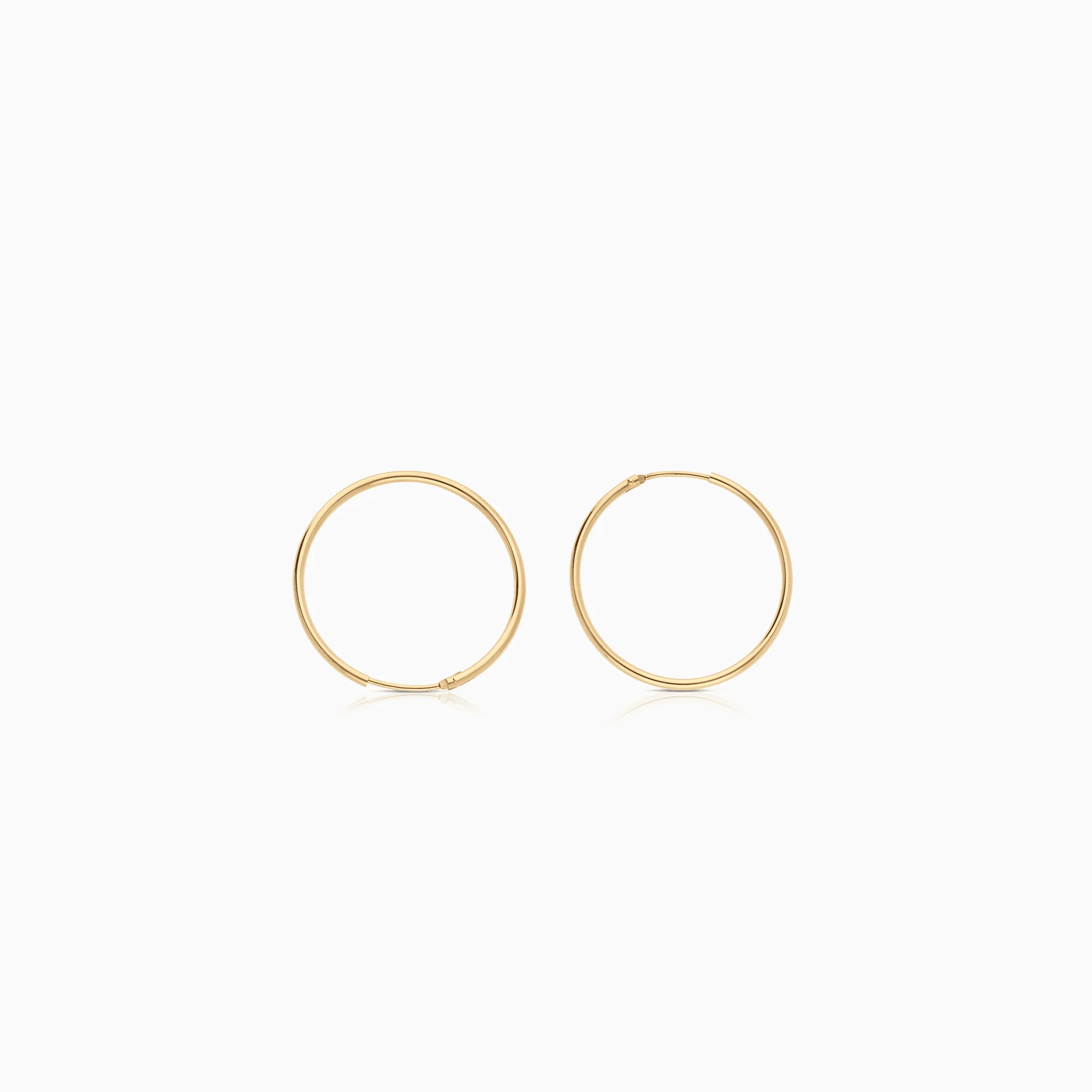 Gold Hoop Earrings 1.74g 18K Gold - Image 2