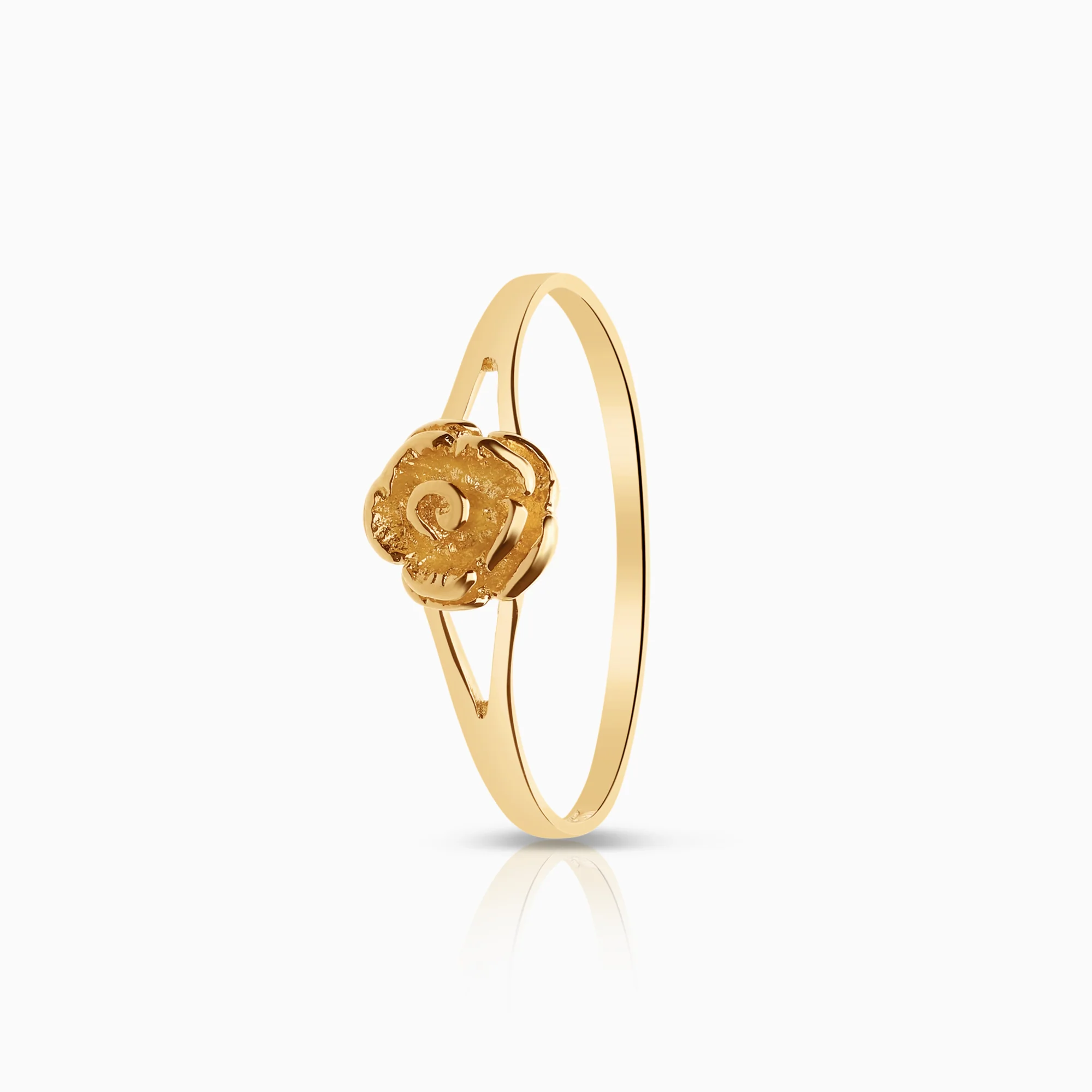 Gold ring 1.43g 18K gold