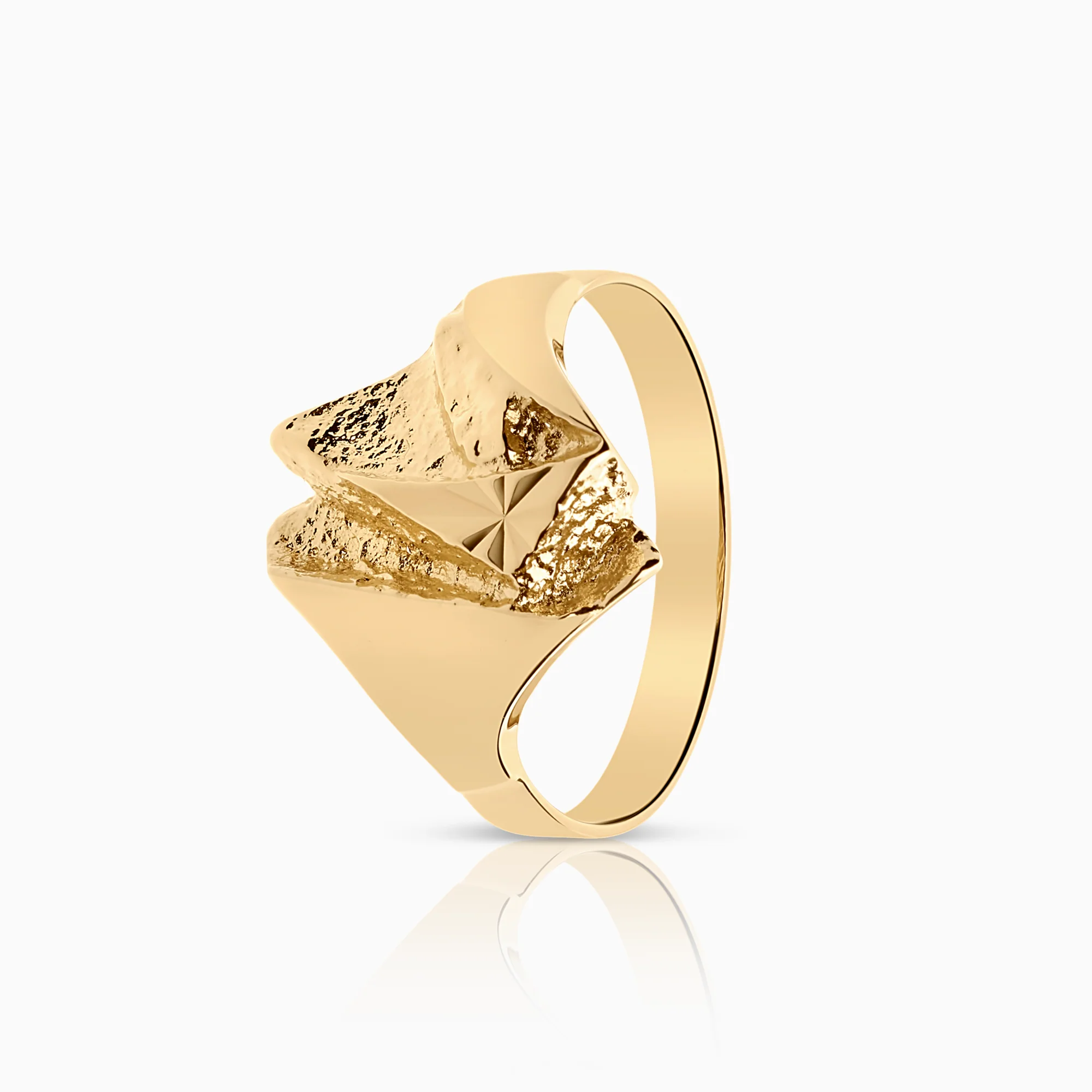 Gold ring 2.90g 18K gold