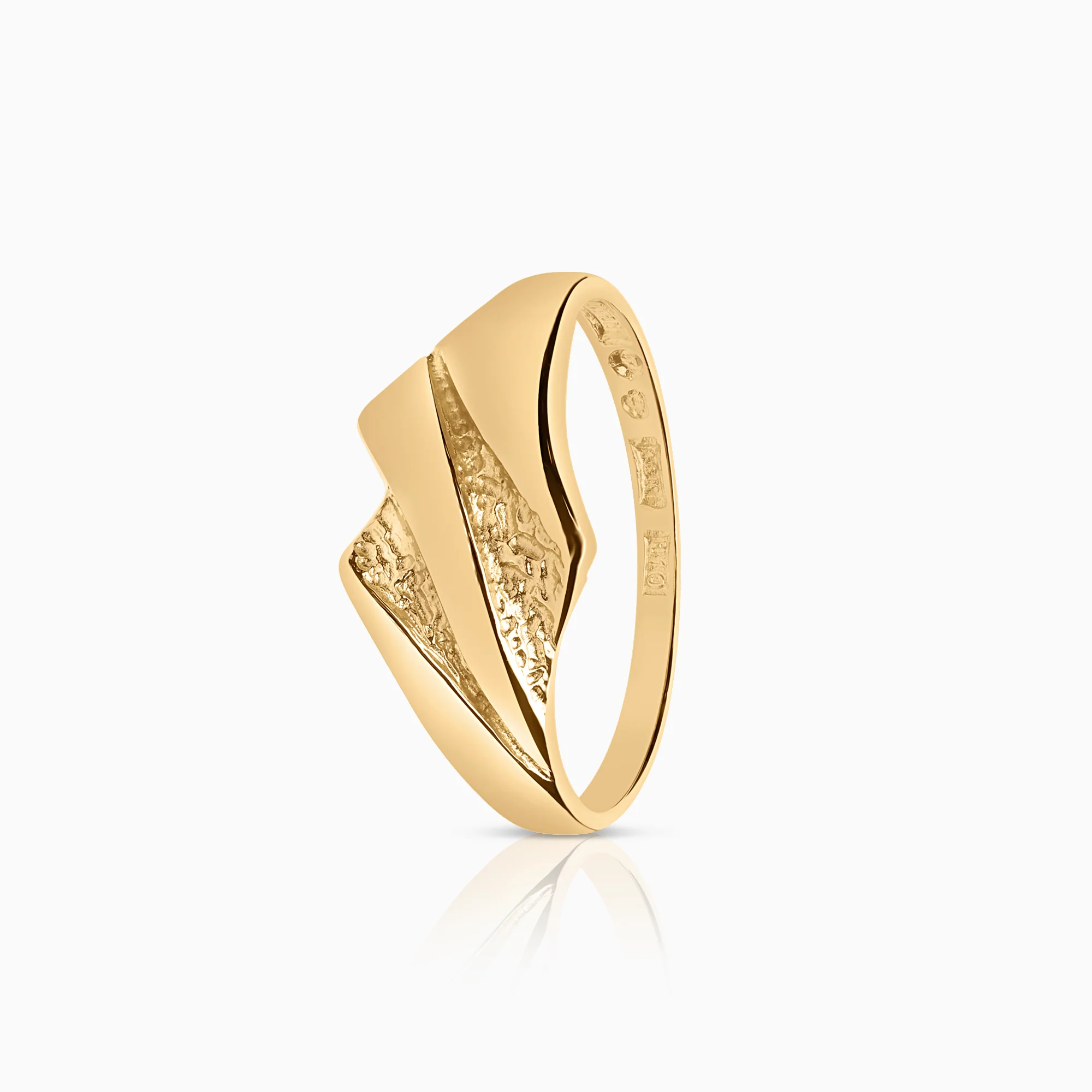 Gold ring 2.35g 18K gold