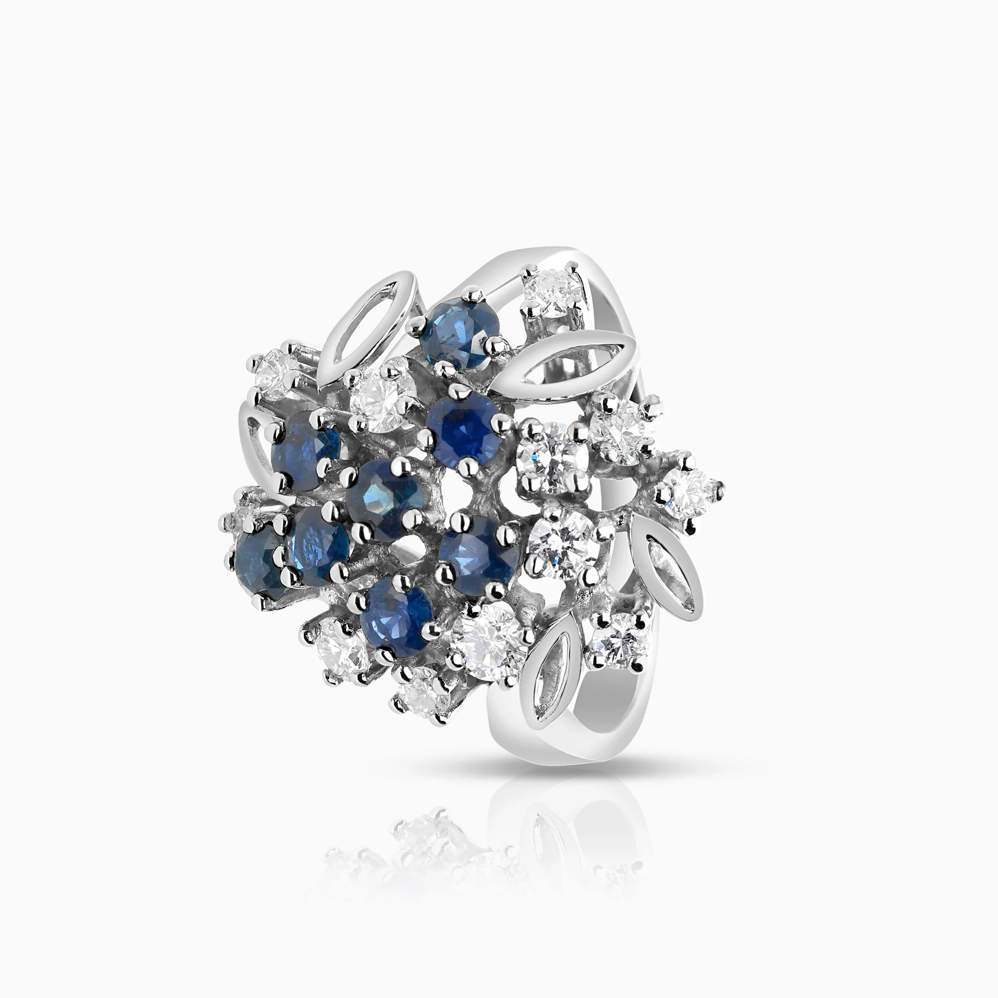 Diamond ring with sapphires 0.60ct 18K white gold