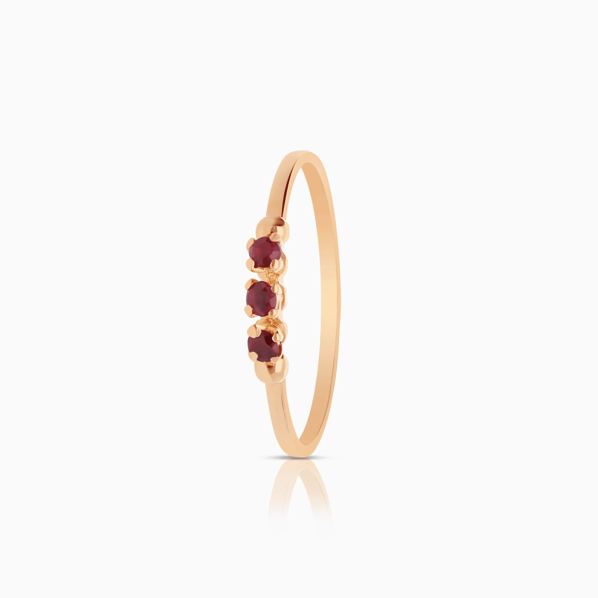 Gold ring with rubies 0.87g 18K