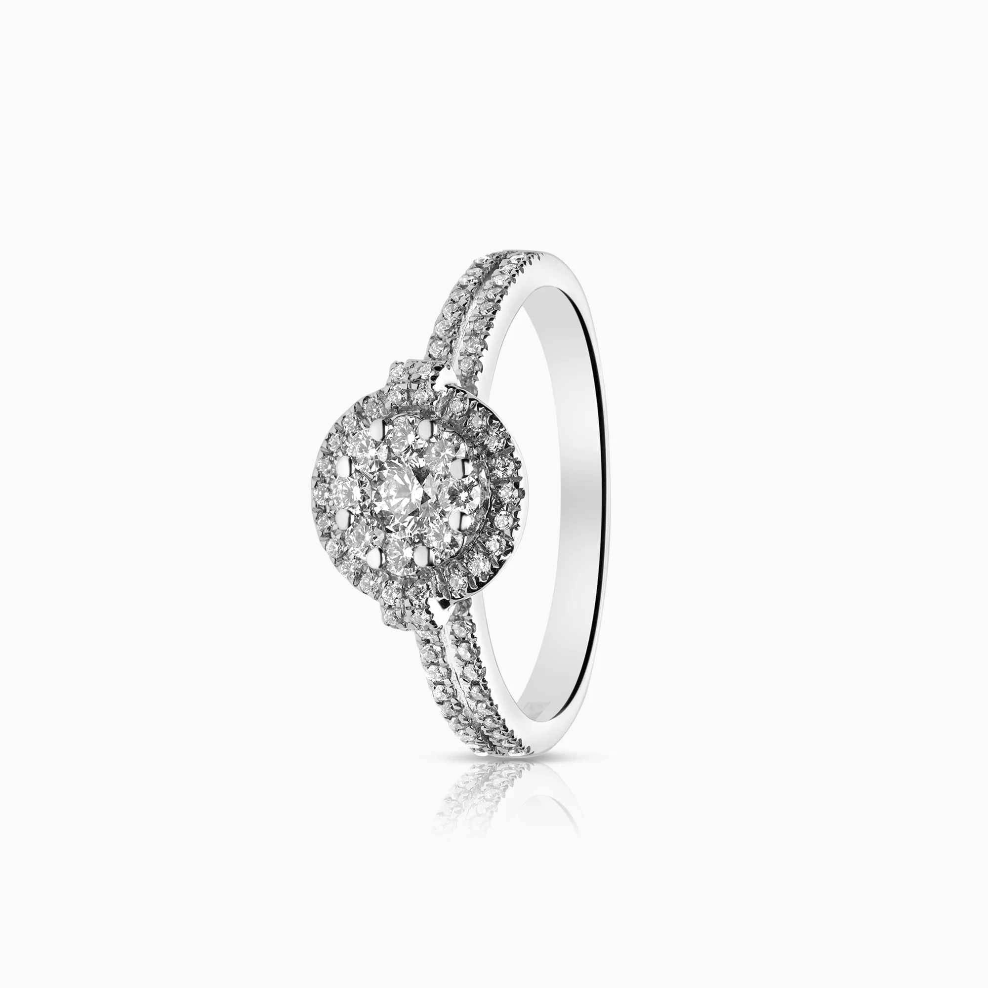 Halo ring 0.72ct 18K white gold