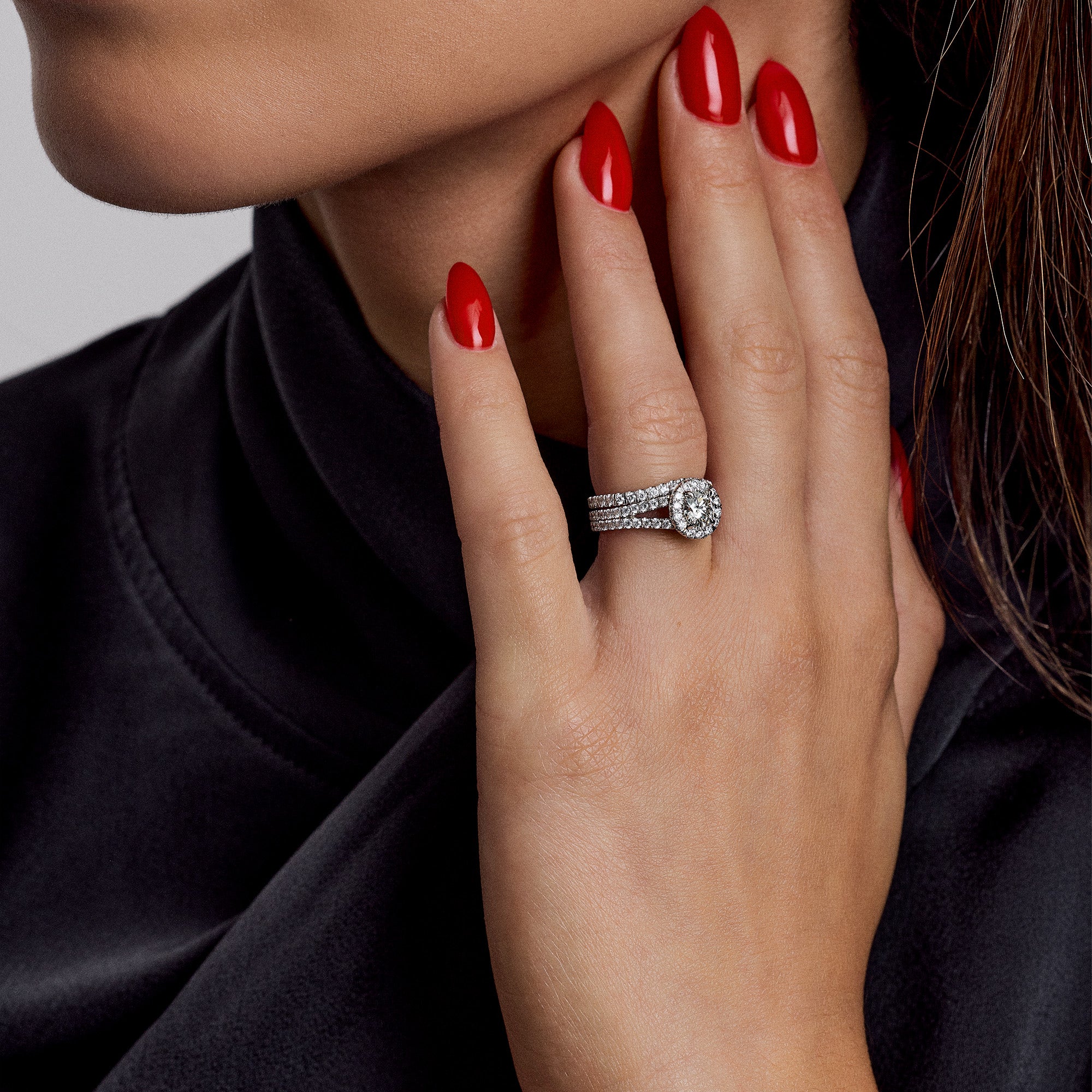 Halo ring with alliance 1.84ct Platinum - Image 2