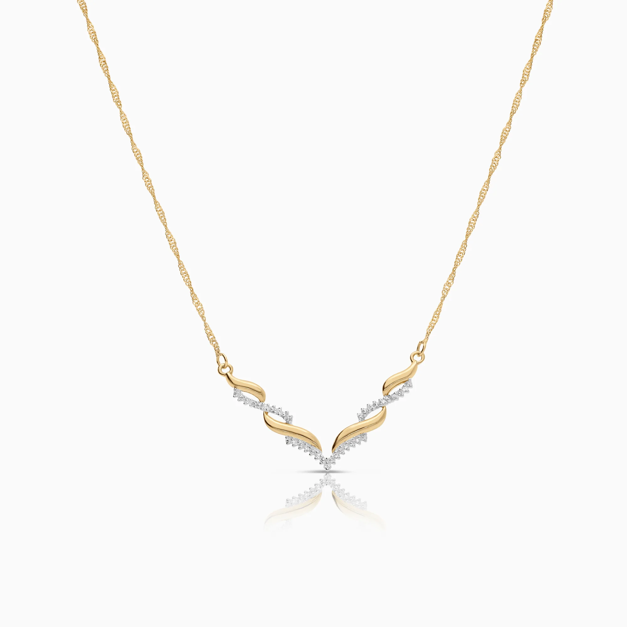 Necklace with diamond pendant 0.05ct 18K gold