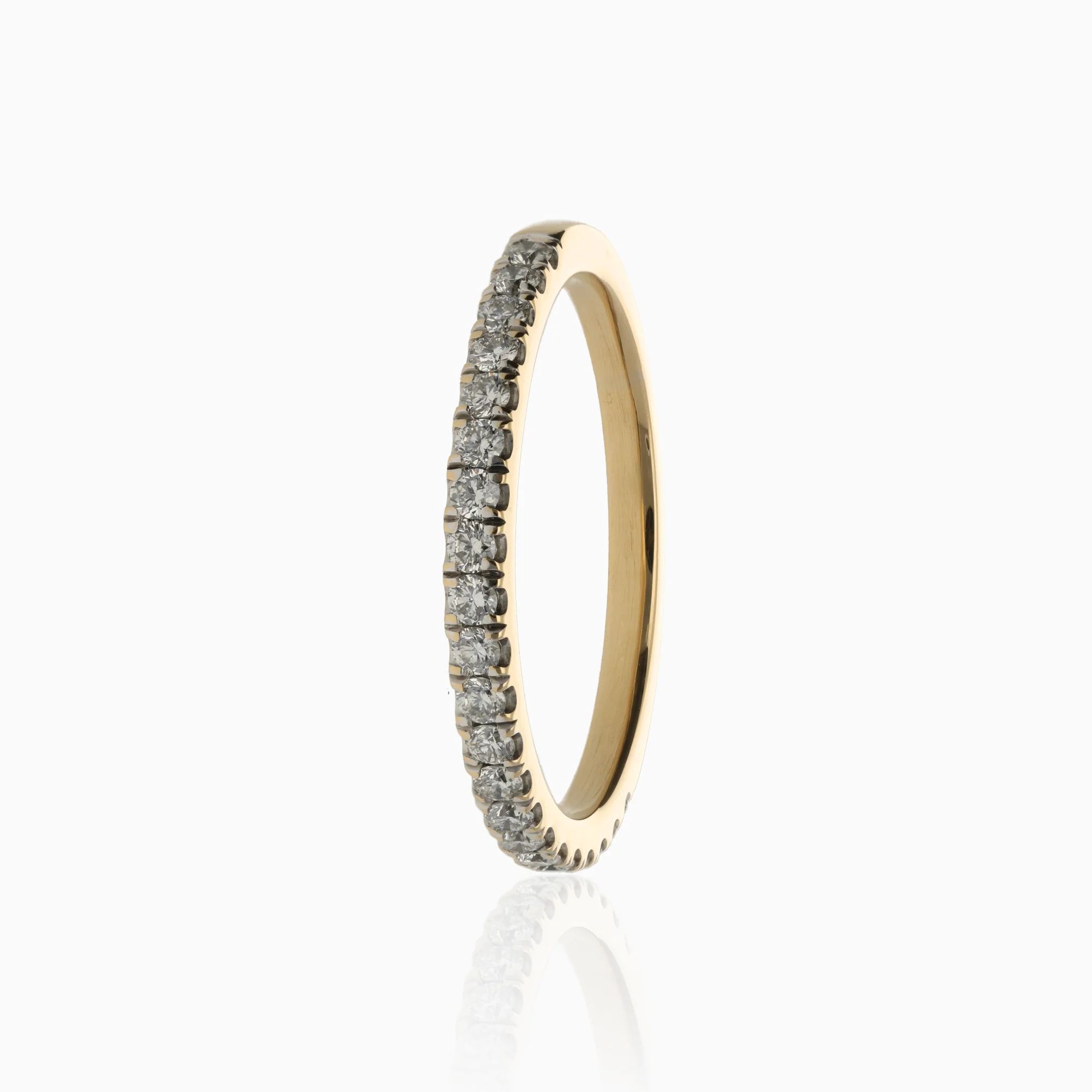 Half eternity 0.32ct 18K