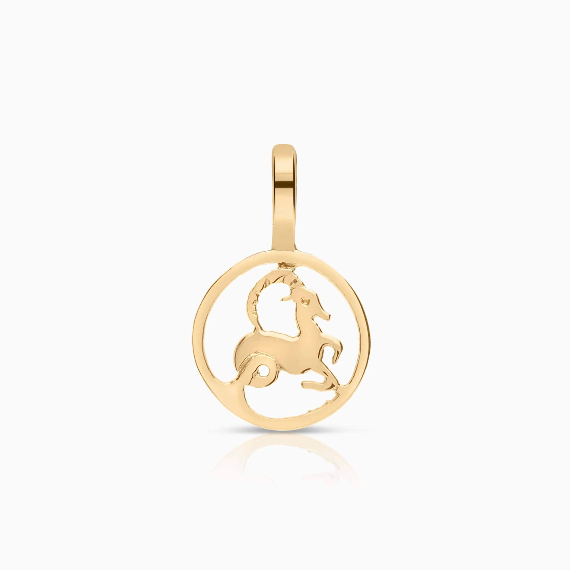 Capricorn pendant 0.36g 18K gold