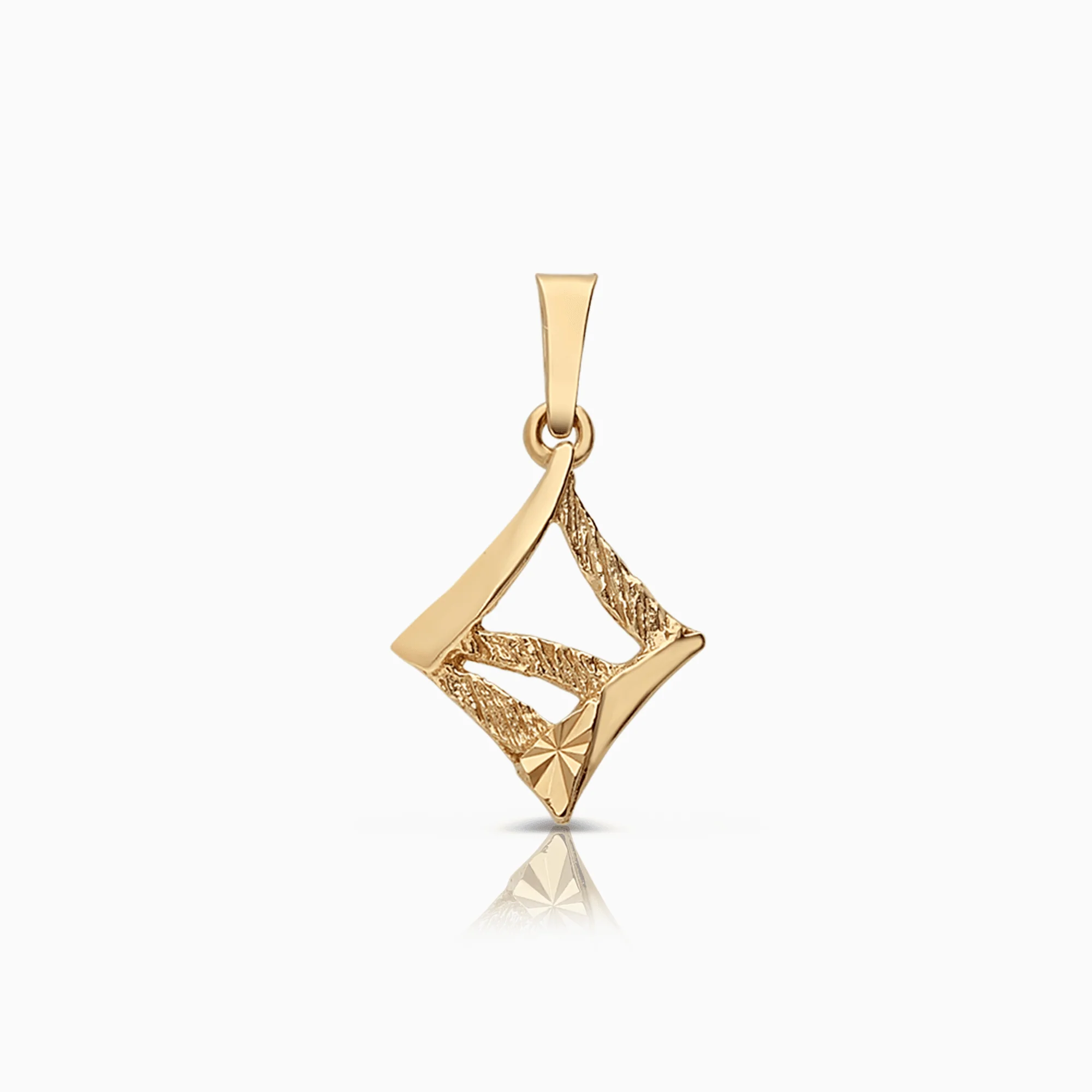 Pendant 0.68g 18K gold