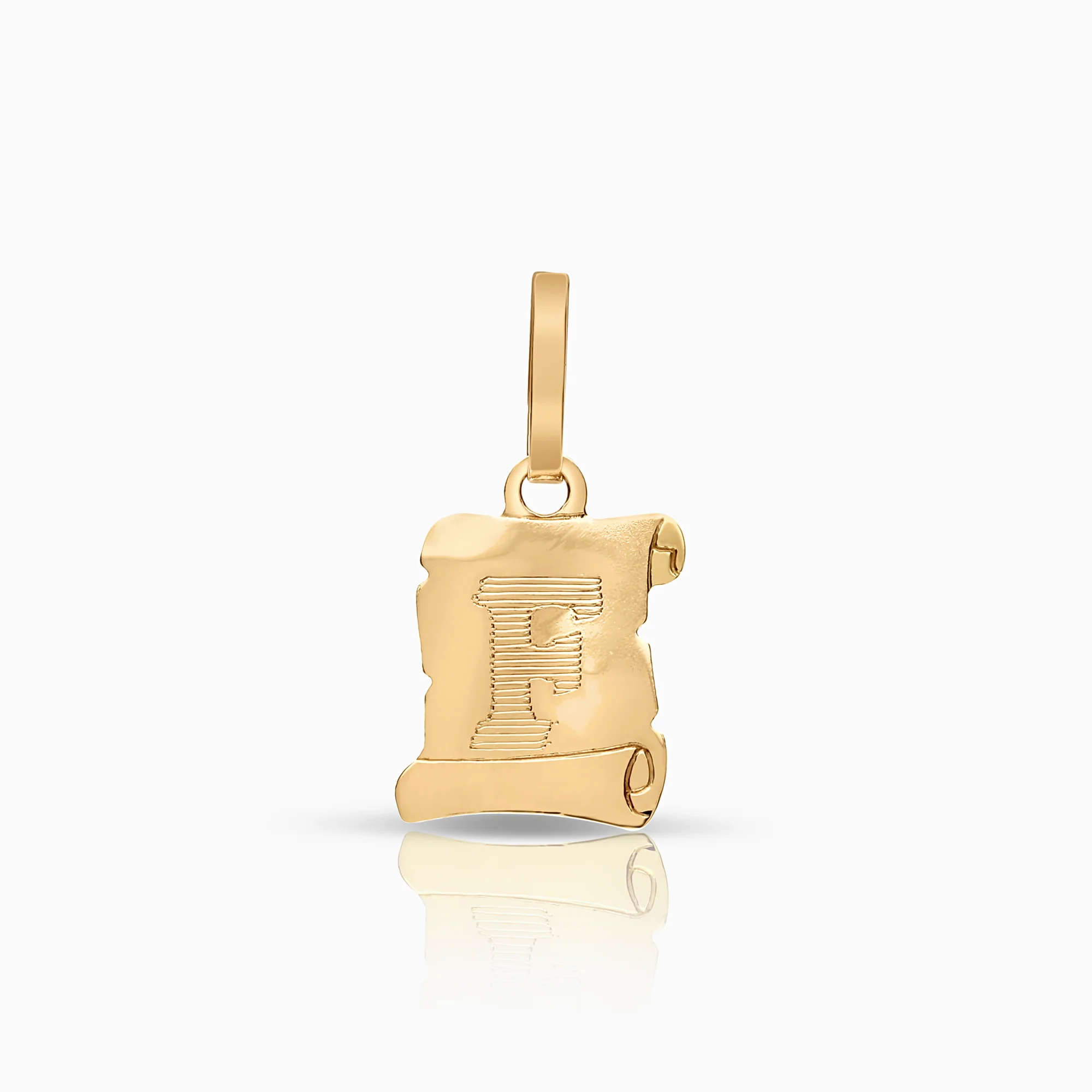 Pendant letter 0.45g 18K gold