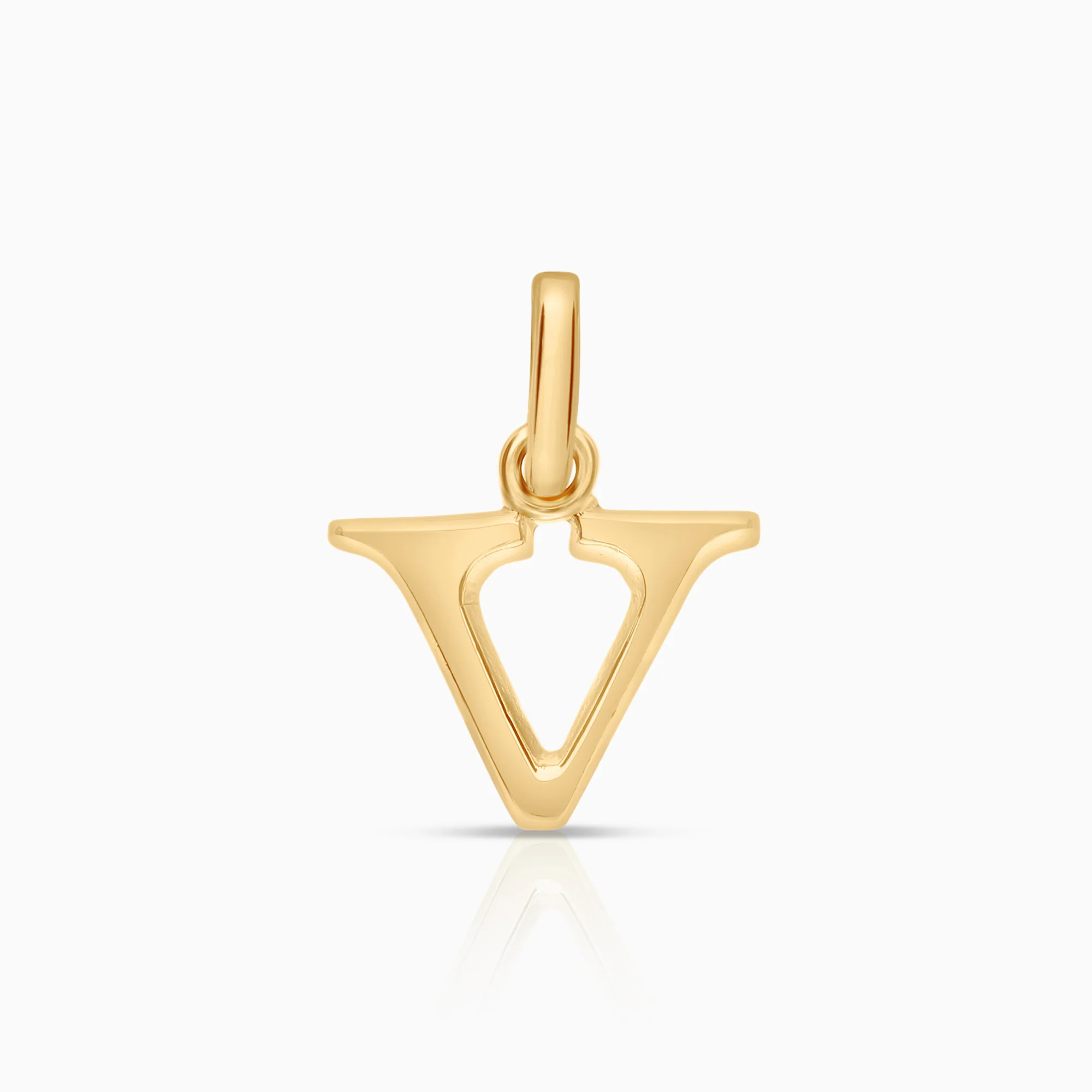 Letter pendant 0.67g 18K gold