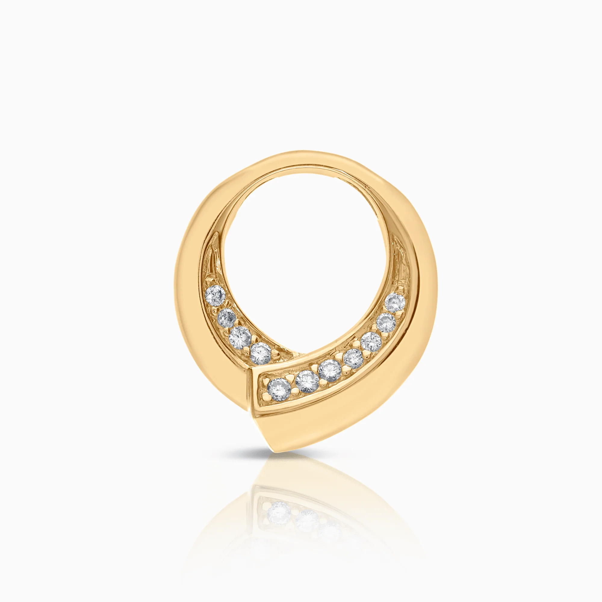 Pendant with diamonds 0.07ct 18K gold