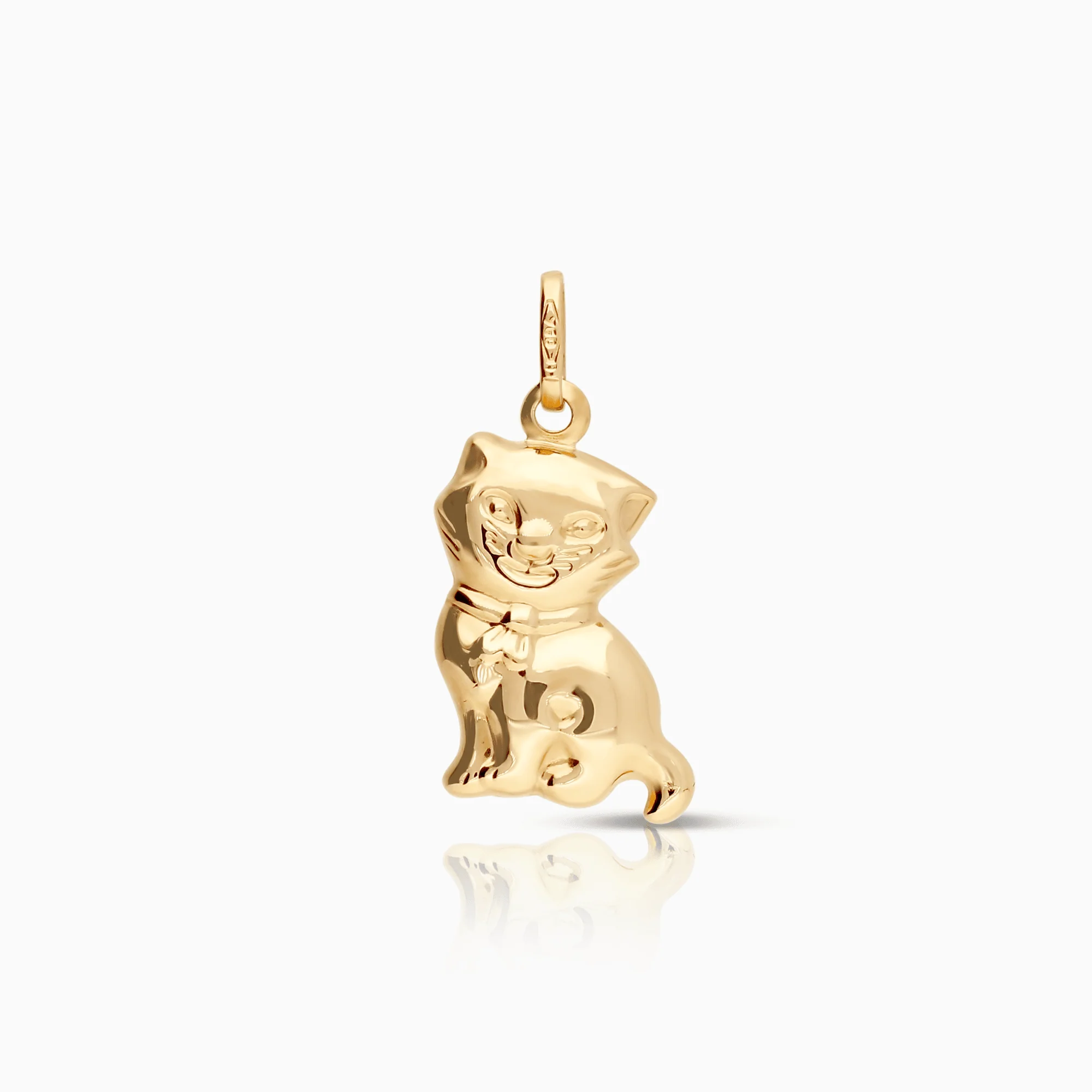 Cat pendant 0.84g 18K gold