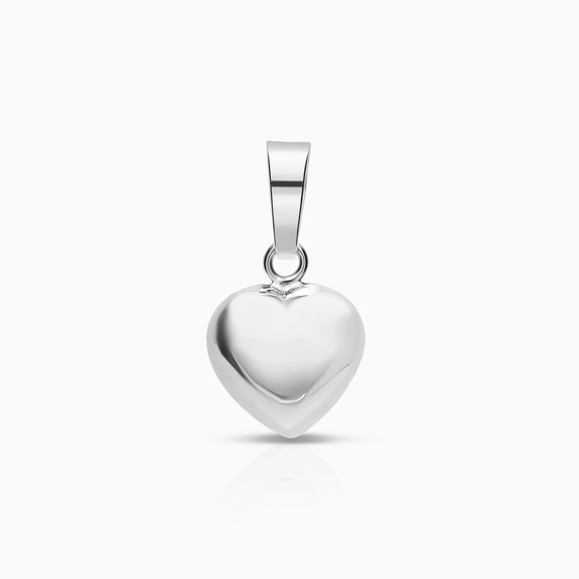 Heart pendant 2.08g 18K white gold