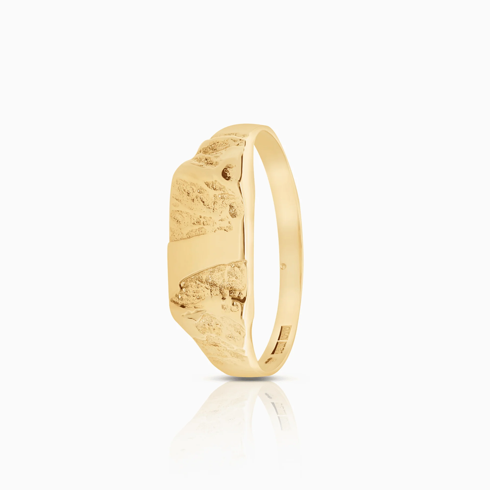 Signet ring 3.15g 18K gold