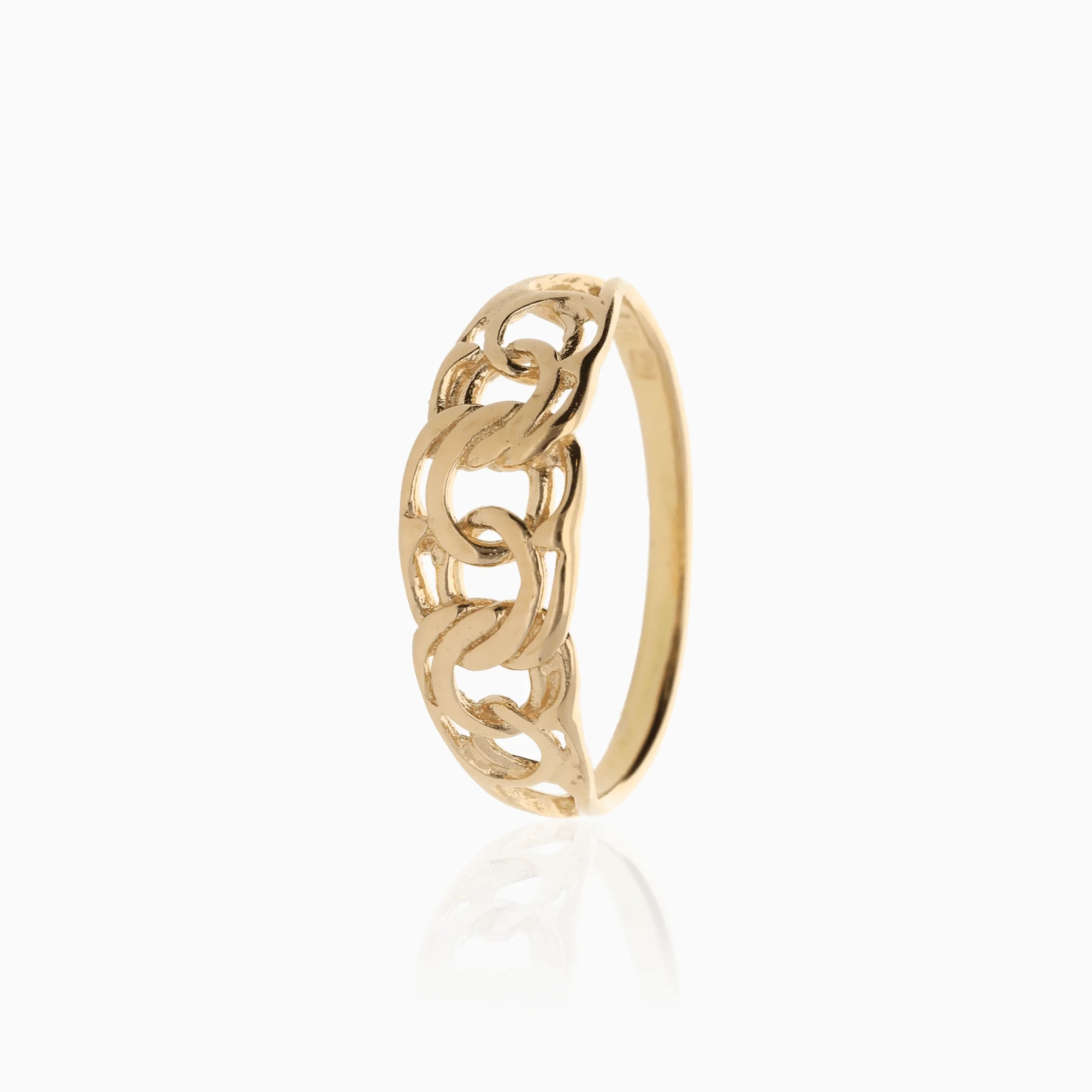 Classic Bismarck Ring 1.70g 18K