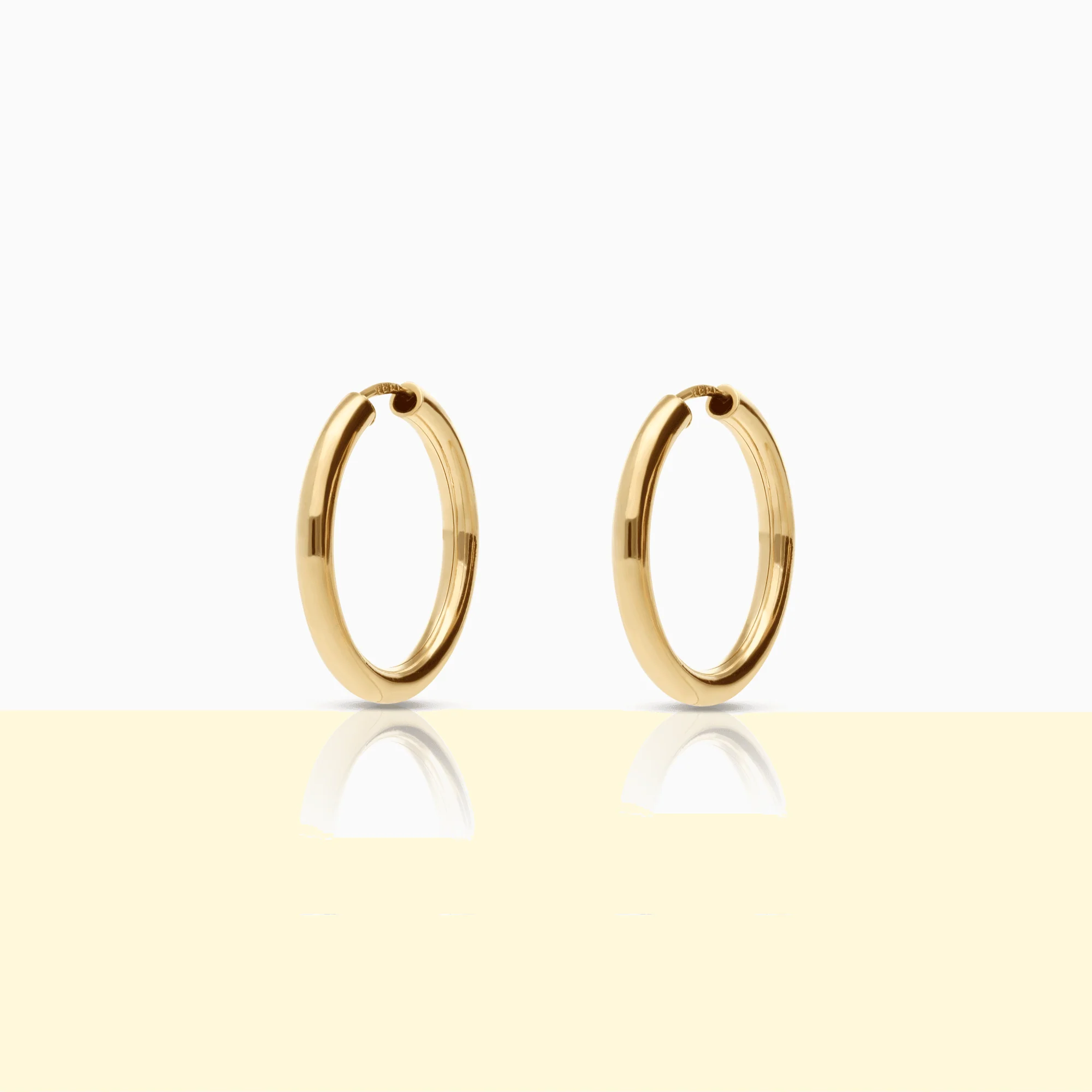 Hoop Earrings 1.50g 18K Gold